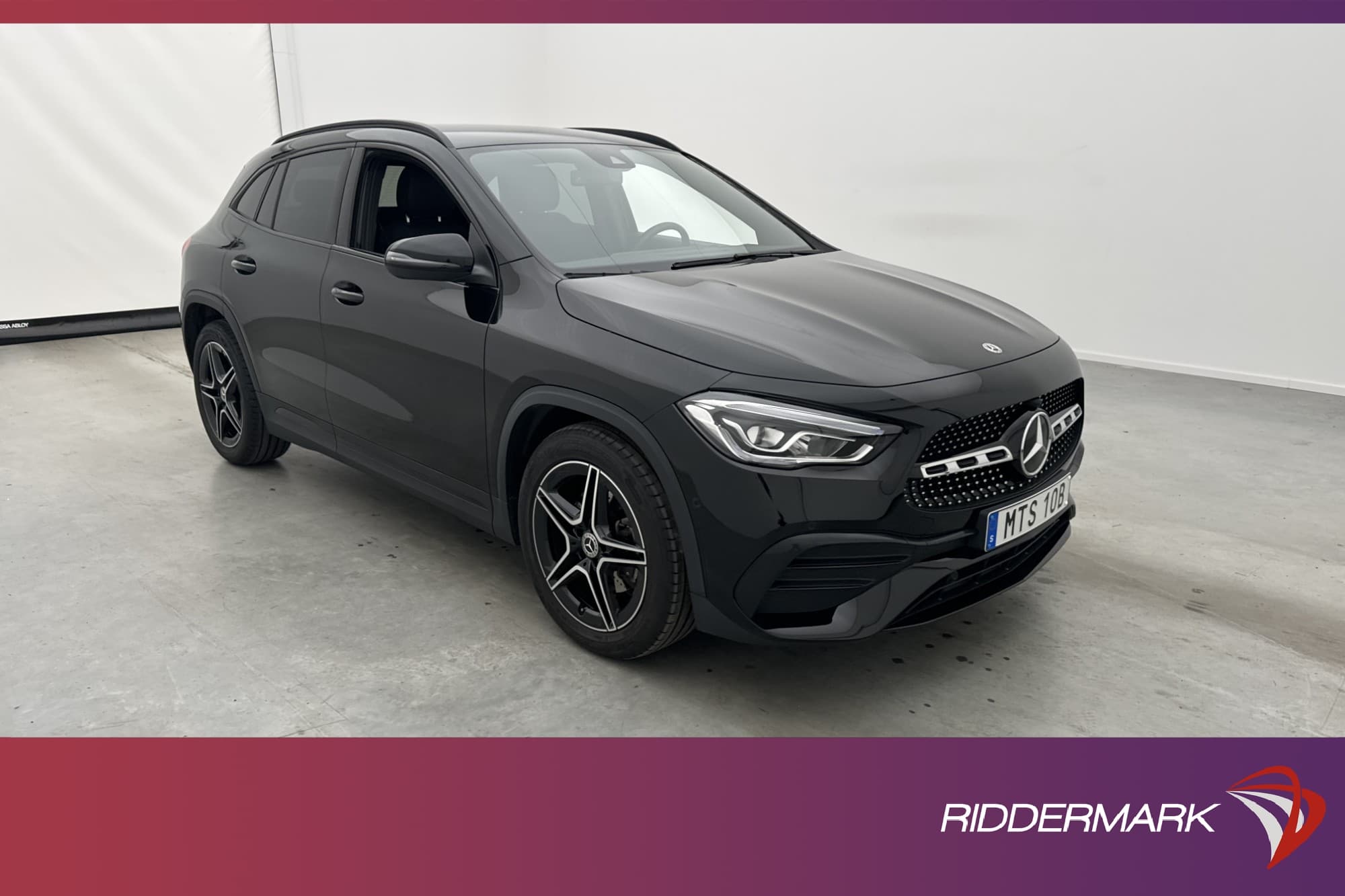 Mercedes-Benz GLA 200