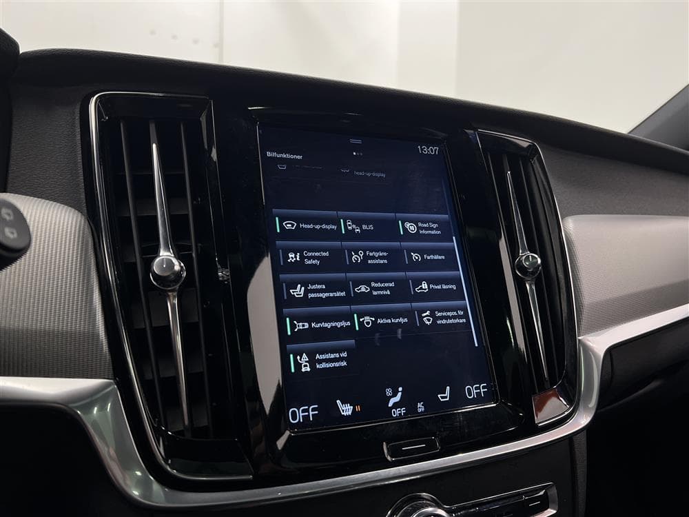 Volvo V90 D5 AWD Inscription VOC Pano B&W 360° HUD 0,49L/Mil