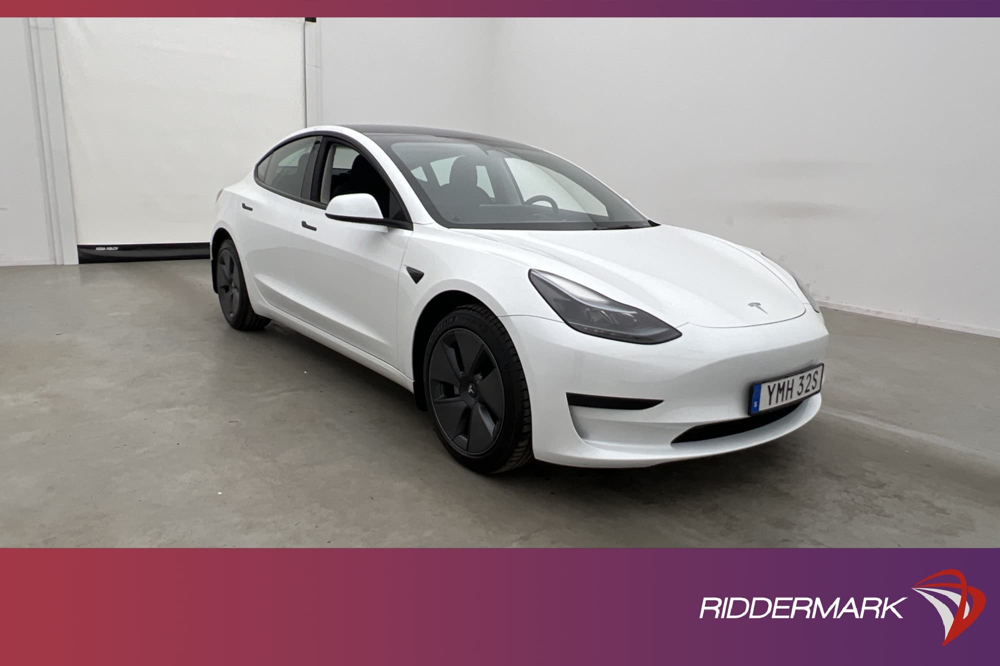 Tesla Model 3 Standard Range Svensksåld Rattvärme AP