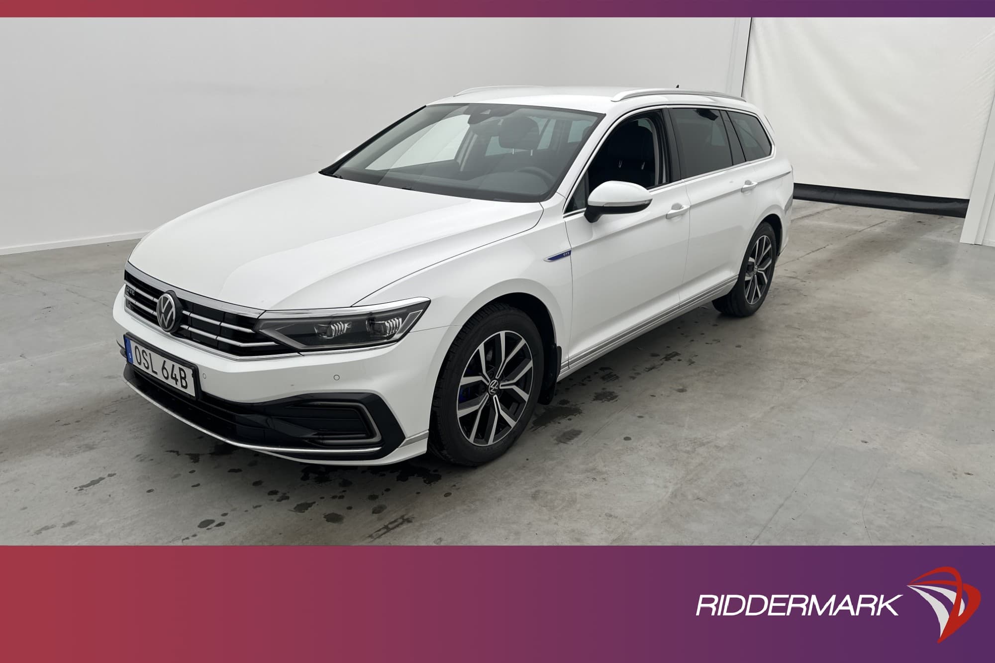 Volkswagen Passat GTE 218hk