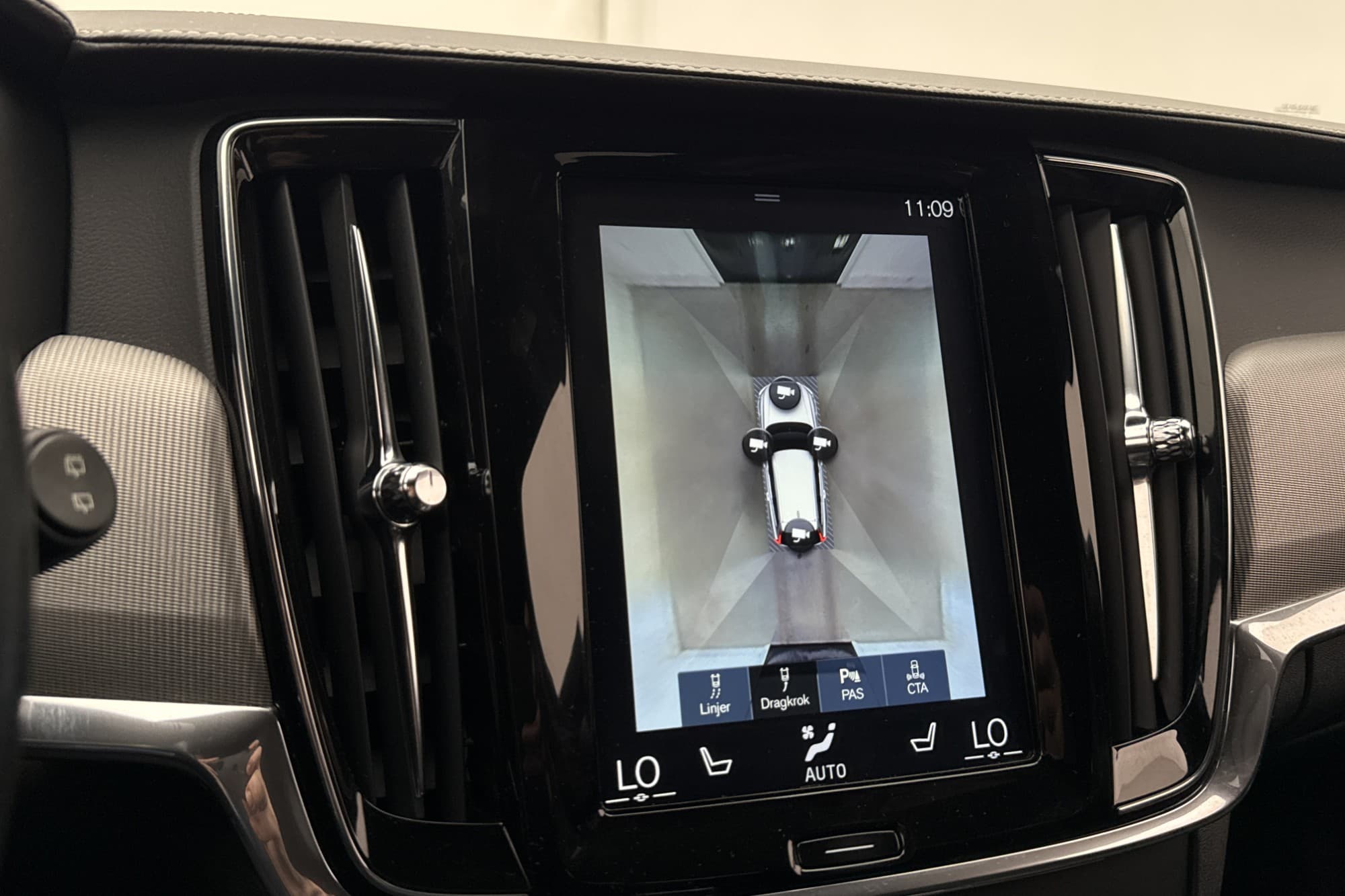 Volvo V90 Recharge T8 AWD R-Design HUD H/K 360° Navi Drag