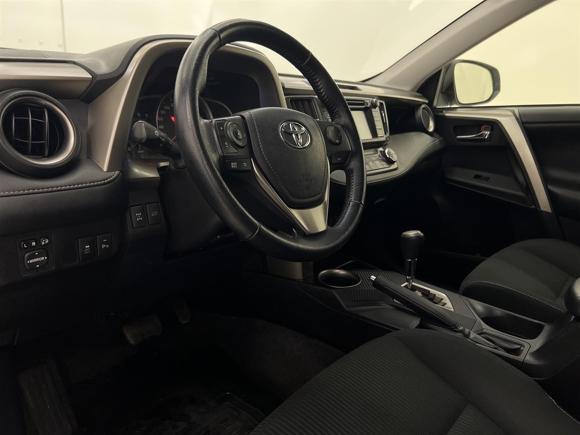 Toyota  RAV4 2.2 4x4 150hk Navigation  Dragkrok B-Kamera