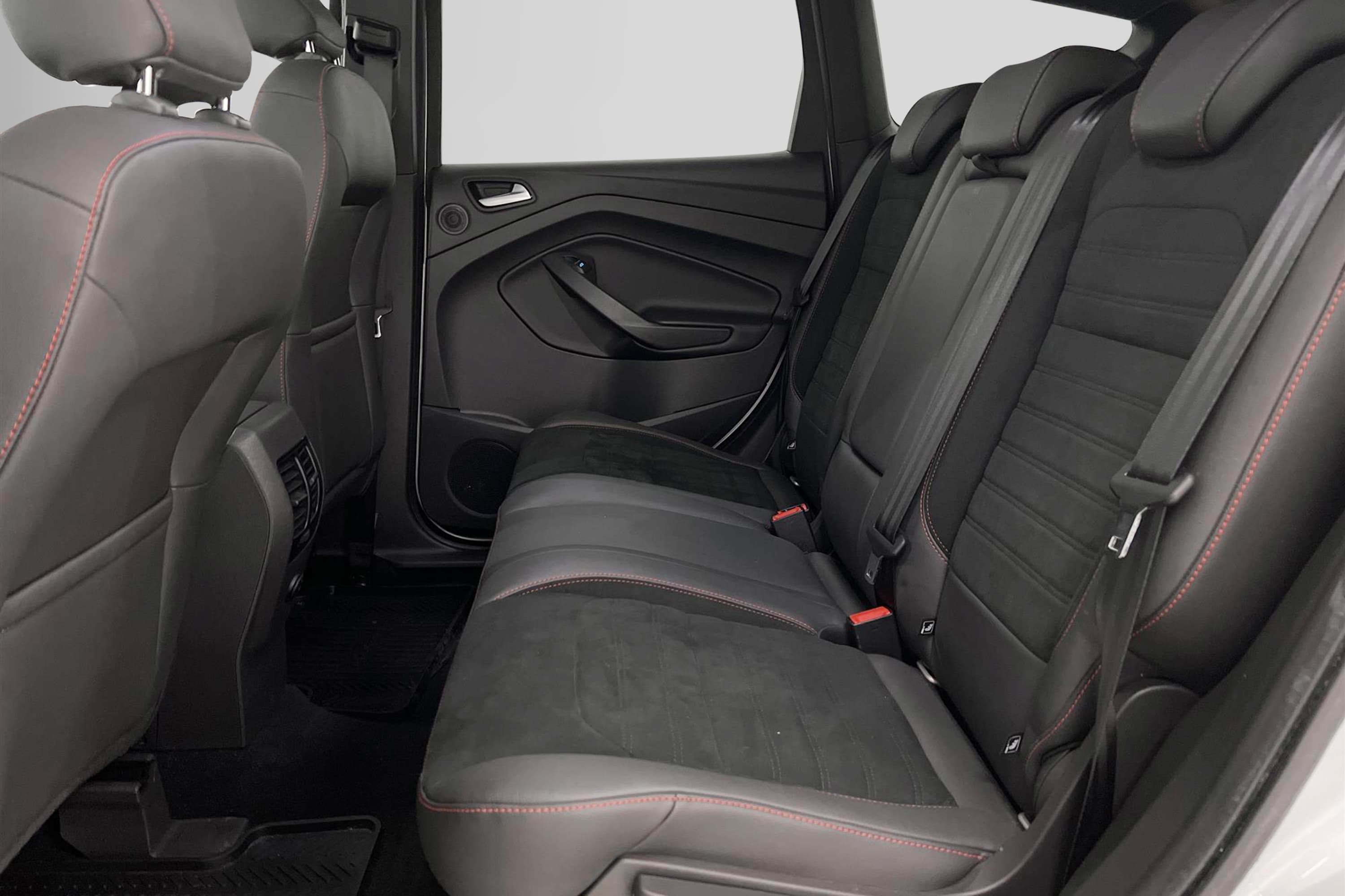 Ford Kuga 1.5 EcoBoost 150hk ST-Line Värmare Kamera En-bruk