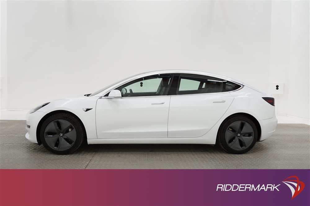 Tesla Model 3 Long Range AWD 440hk Dragkrok Svensksåld