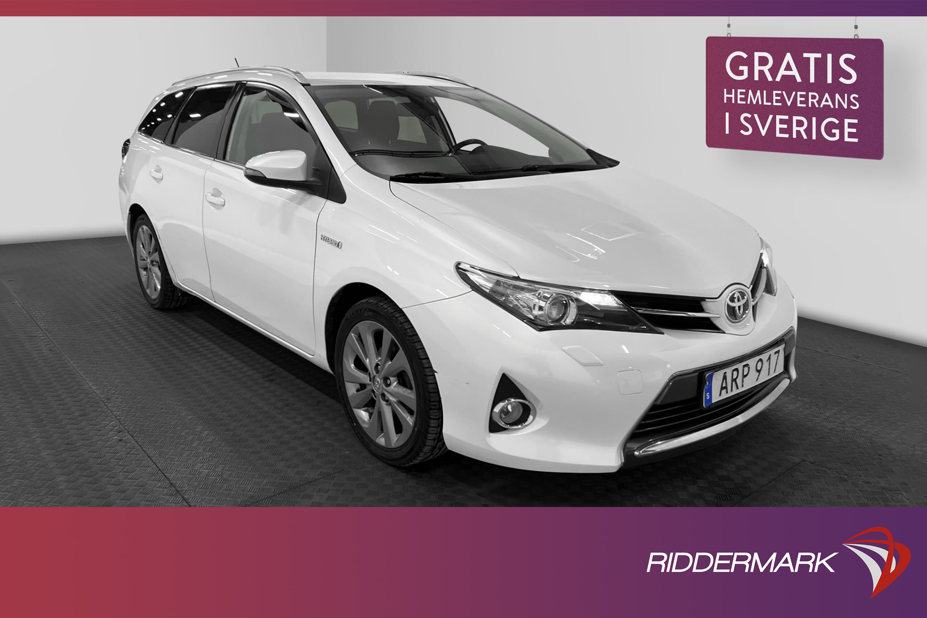 Toyota Auris Touring Sports Hybrid 136hk