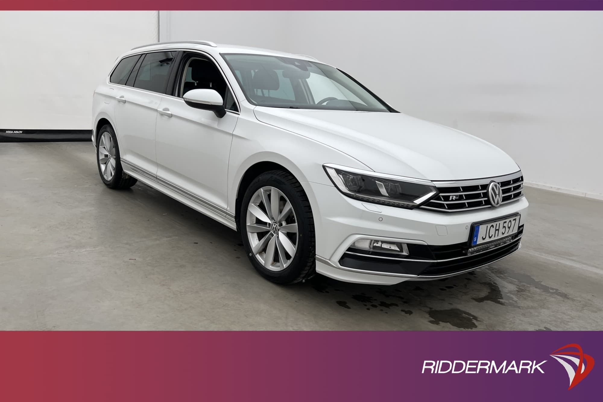 Volkswagen Passat 2.0 TDI R Line Cockpit Dragkrok Värmare