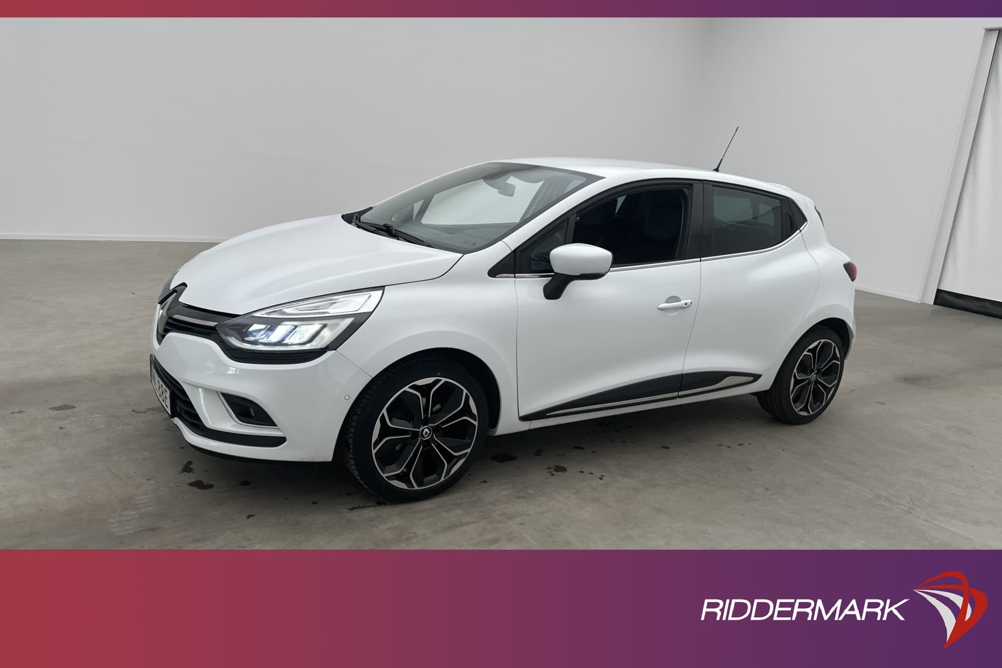 Renault Clio TCe 90hk