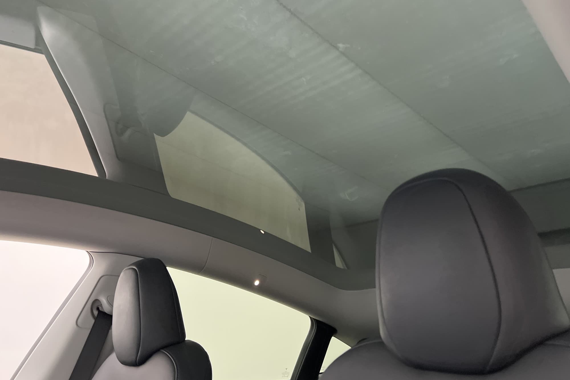 Tesla Model Y Long Range AWD Rattvärme Autopilot MOMS