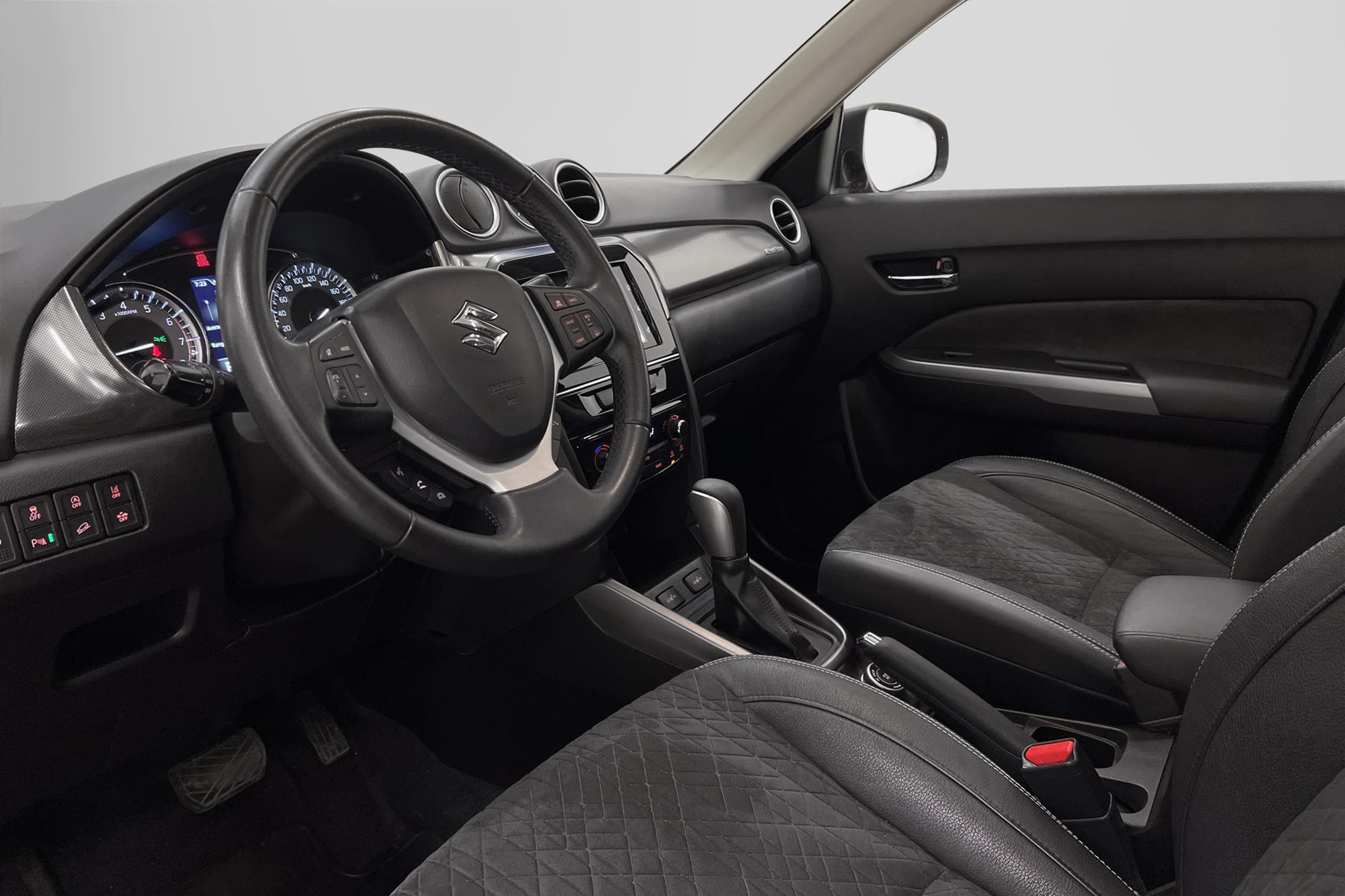 Suzuki Vitara 1.4 AllGrip 140hk Panorama Navigator B-Kamera