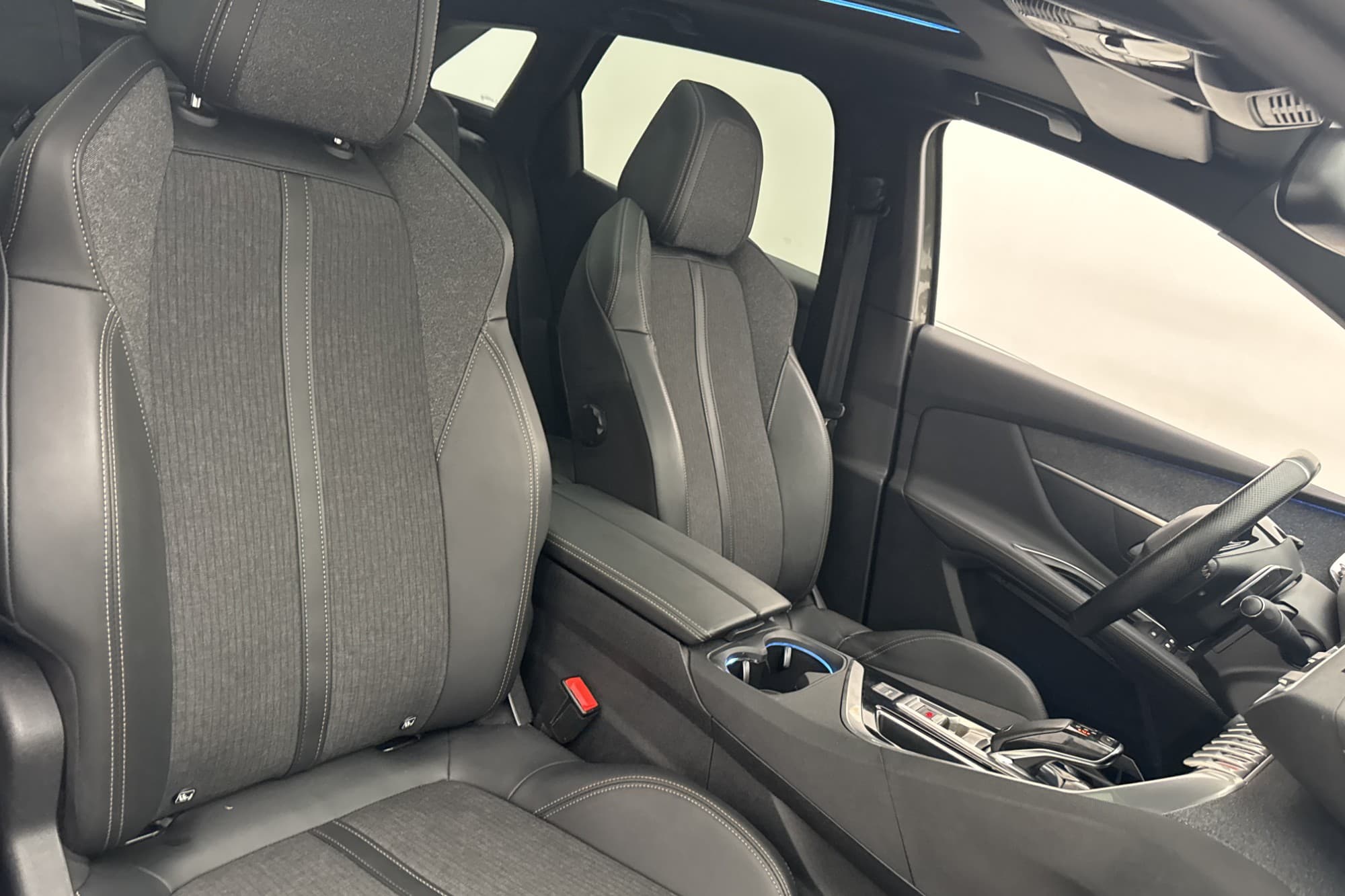 Peugeot 3008 130hk GT-Line Panorama Focal Kamrem-bytt