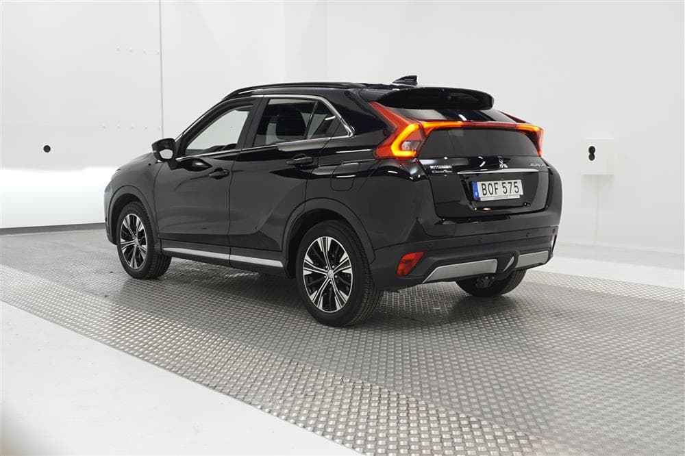 Mitsubishi Eclipse Cross 1.5 4WD 163hk HUD Pano 360° Värmare