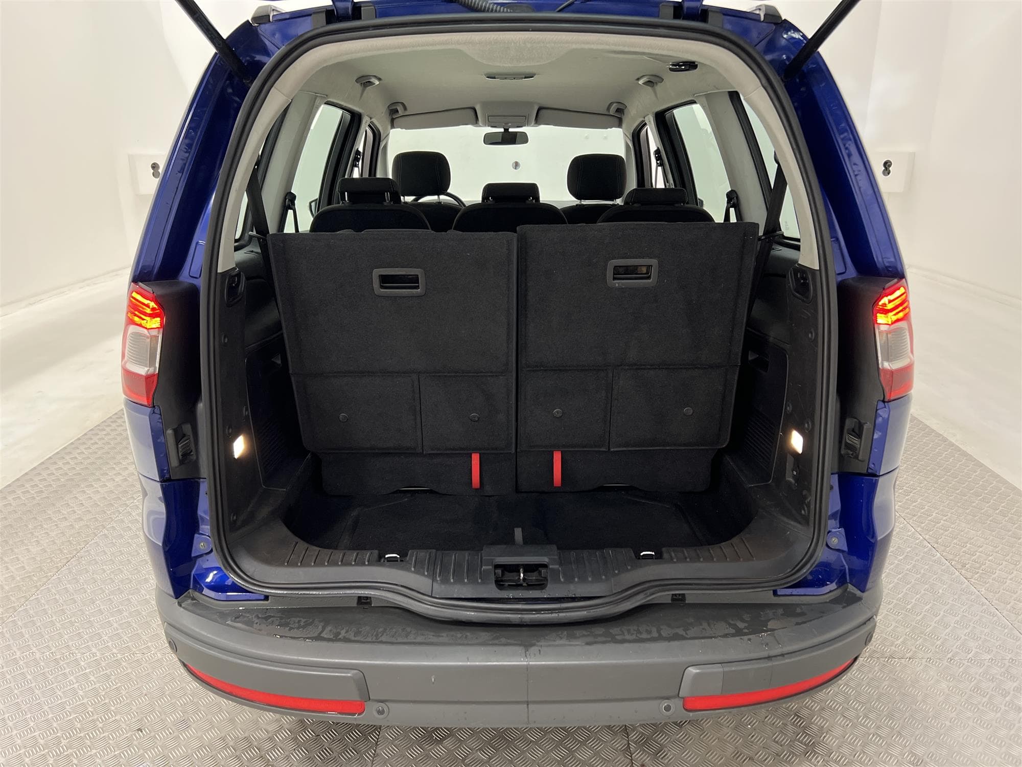 Ford Galaxy 1.6 Duratorq TDCi 115hk 7 Sits P-Sensorer