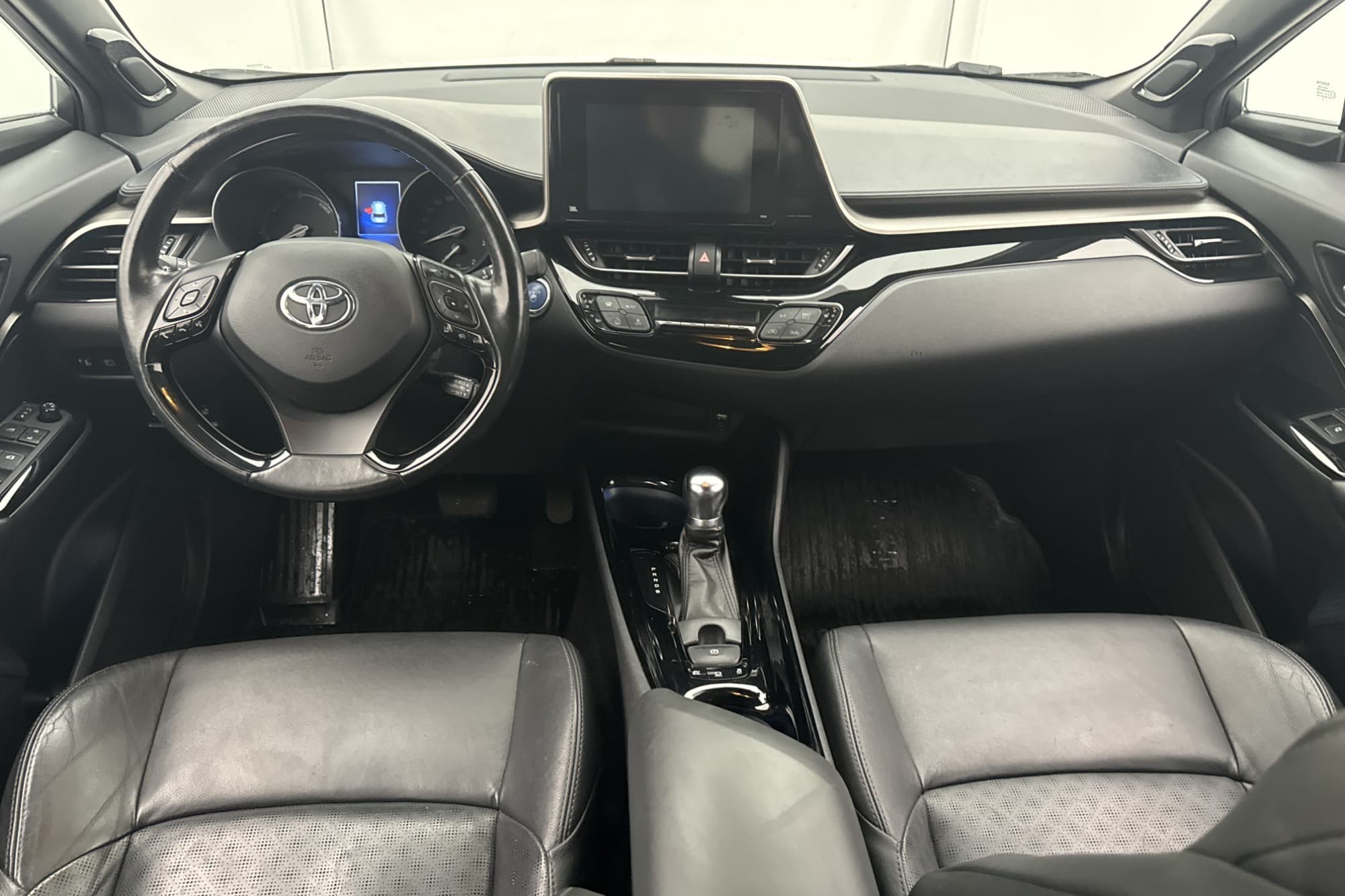 Toyota C-HR Hybrid X-Edition JBL Kamera Drag