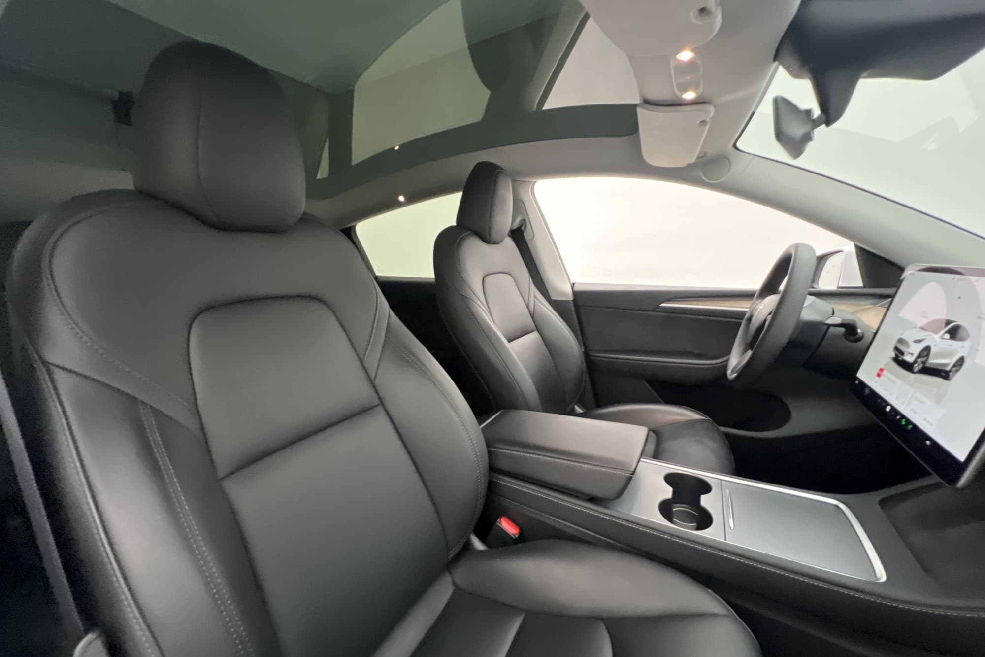 Tesla Model Y Standard Range Autopilot Dragkrok Sv.Såld MOMS