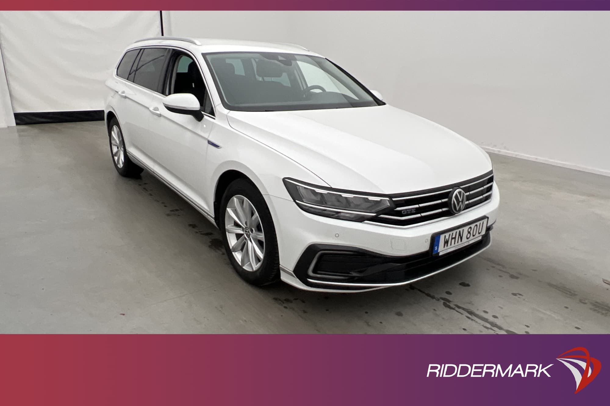 Volkswagen Passat GTE 218hk