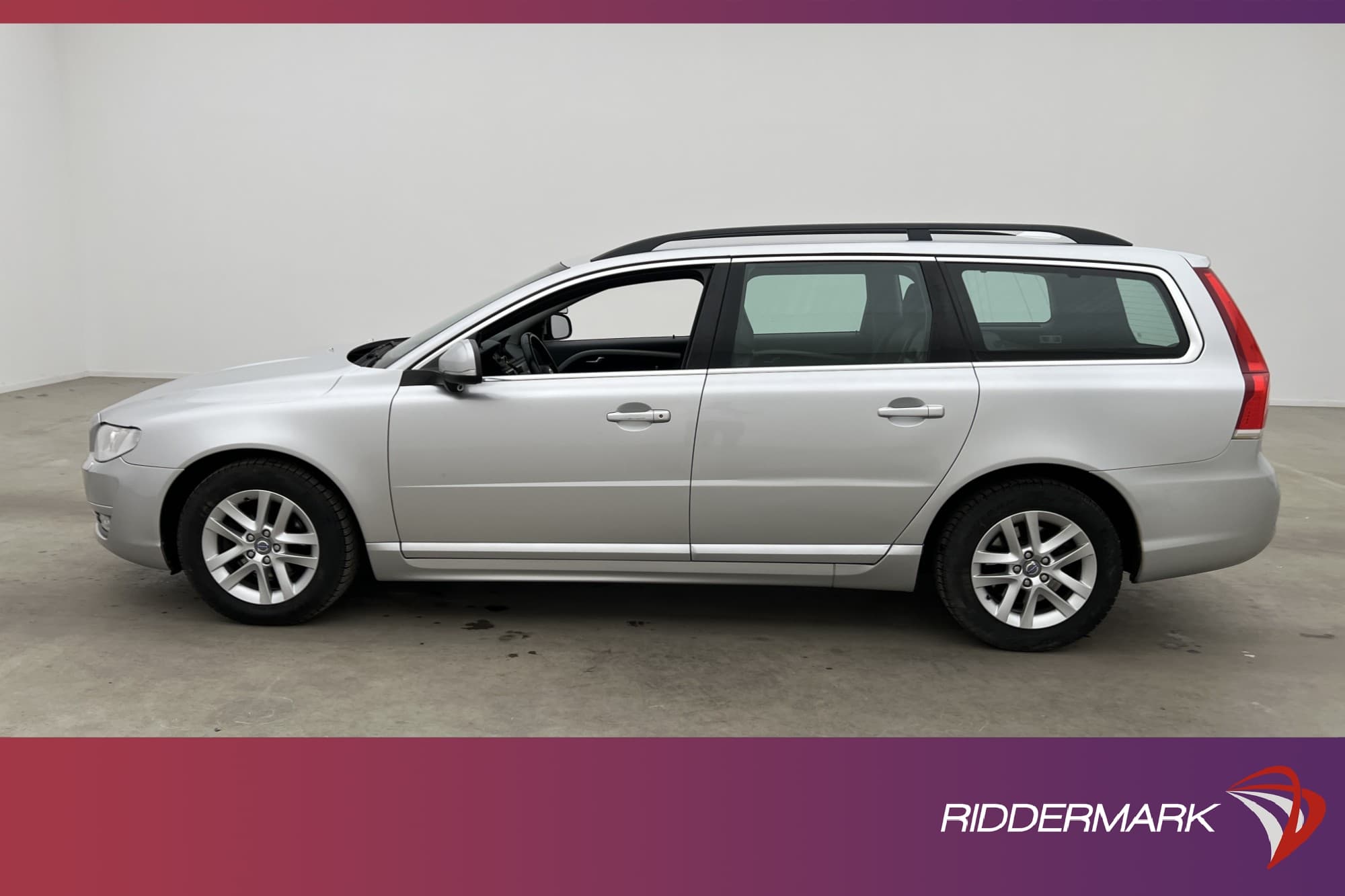 Volvo V70 D4 181hk Momentum D-Värm Drag BLIS Välservad