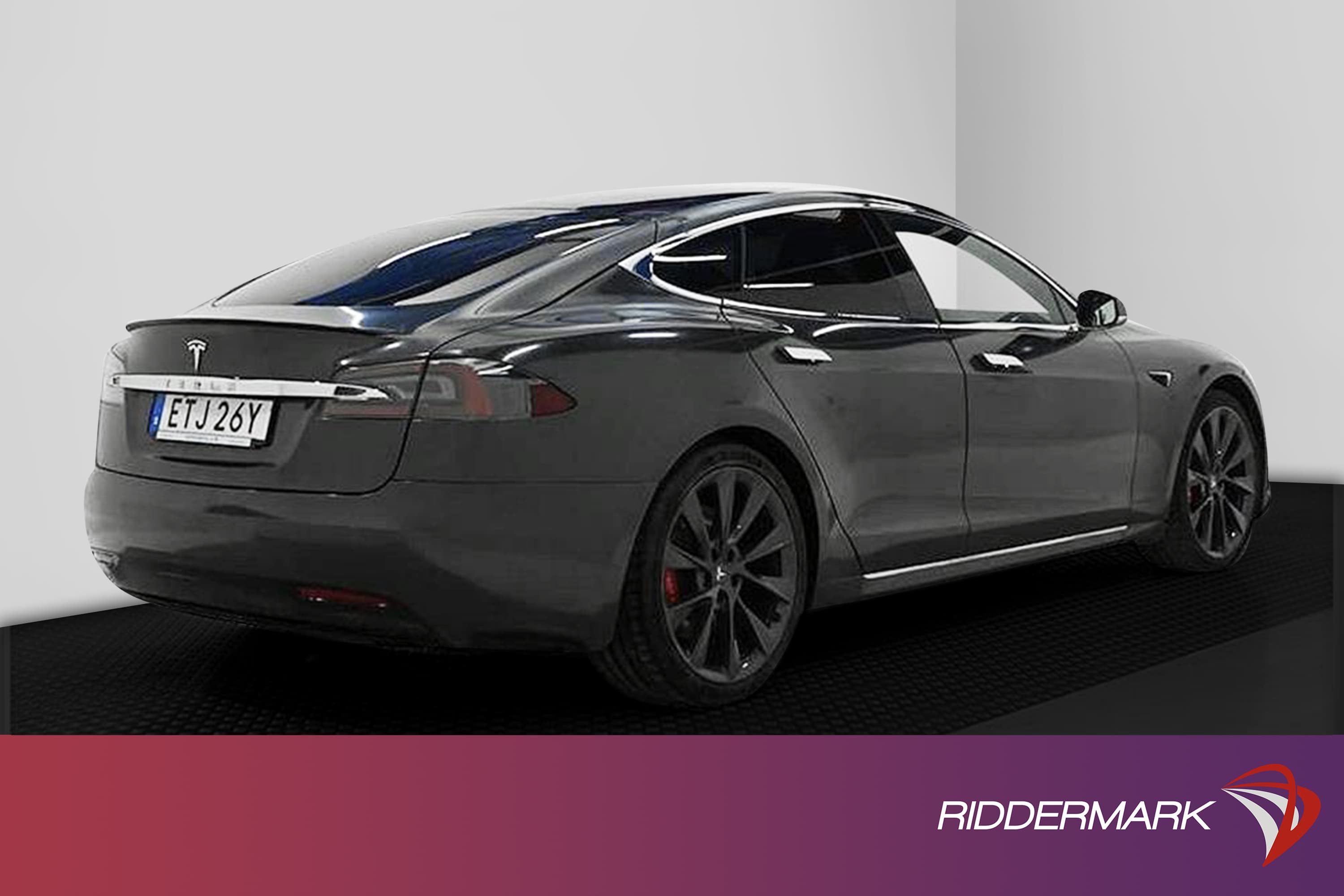 Tesla Model S Performance AWD 761hk Panoramatak Luftfjädringexteriör