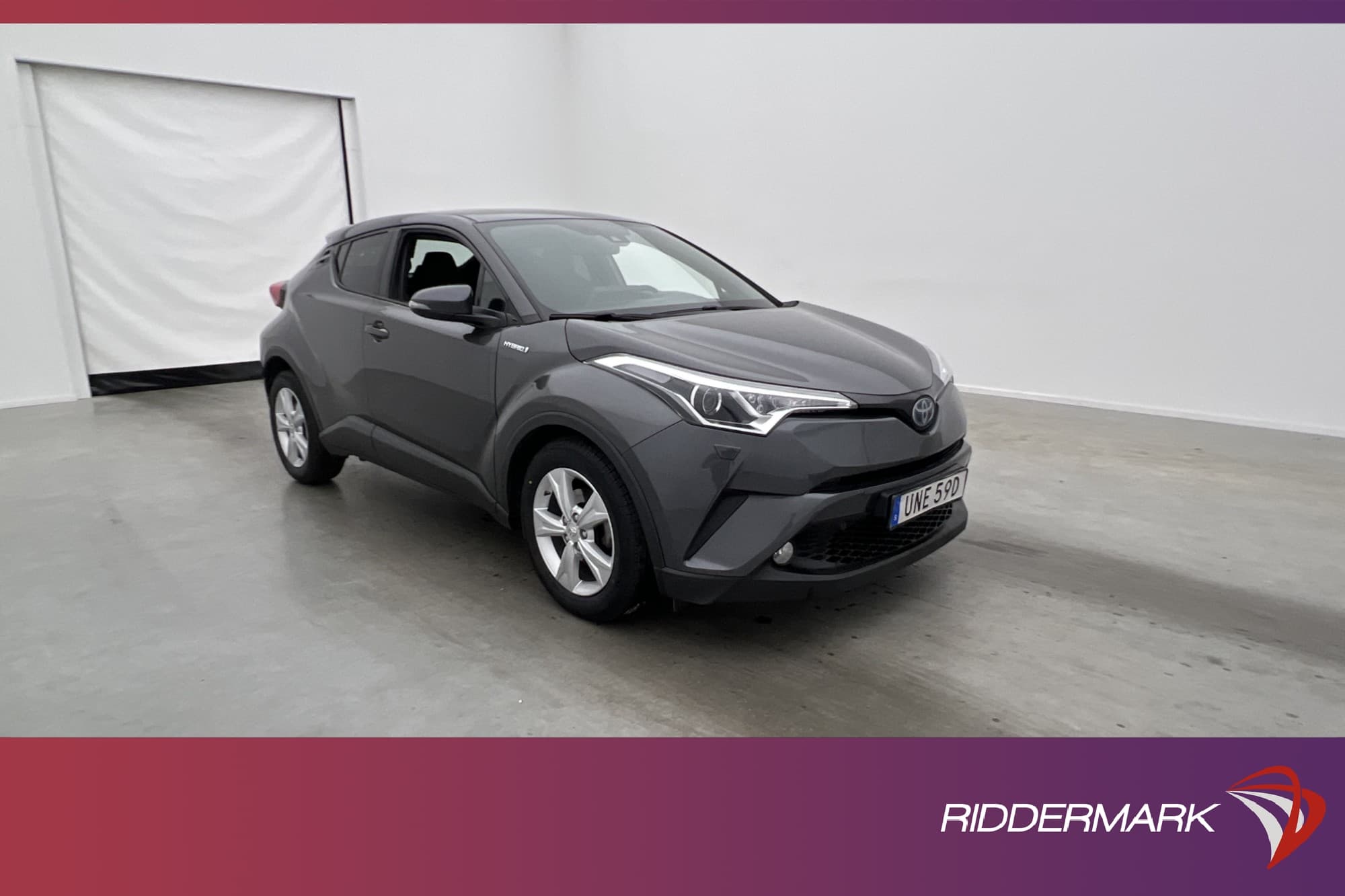Toyota C-HR Hybrid CVT 122hk