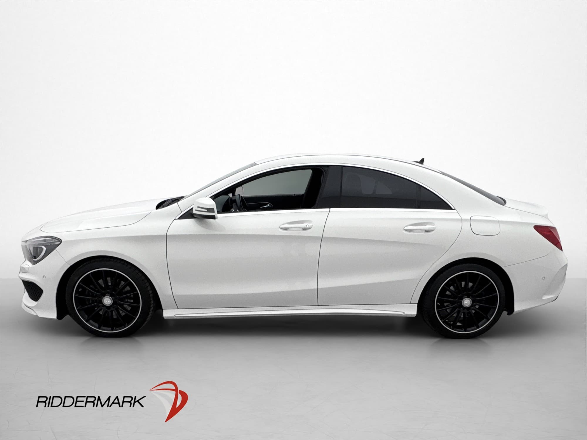 Mercedes-Benz CLA Coupé 220 d 4M 177hk AMG B-Kamera Navi