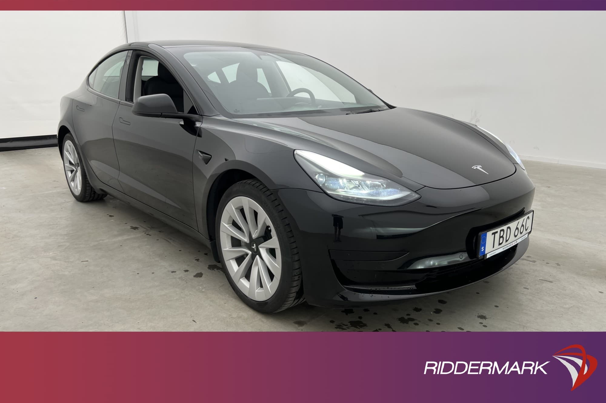 Tesla Model 3 Standard Range Plus 325hk