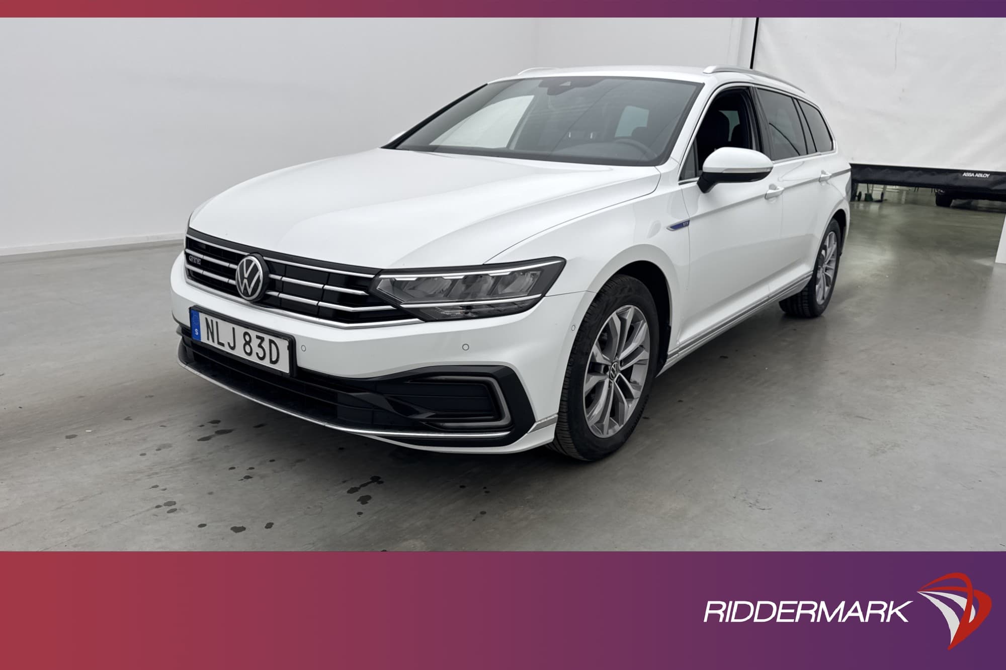 Volkswagen Passat GTE 218hk
