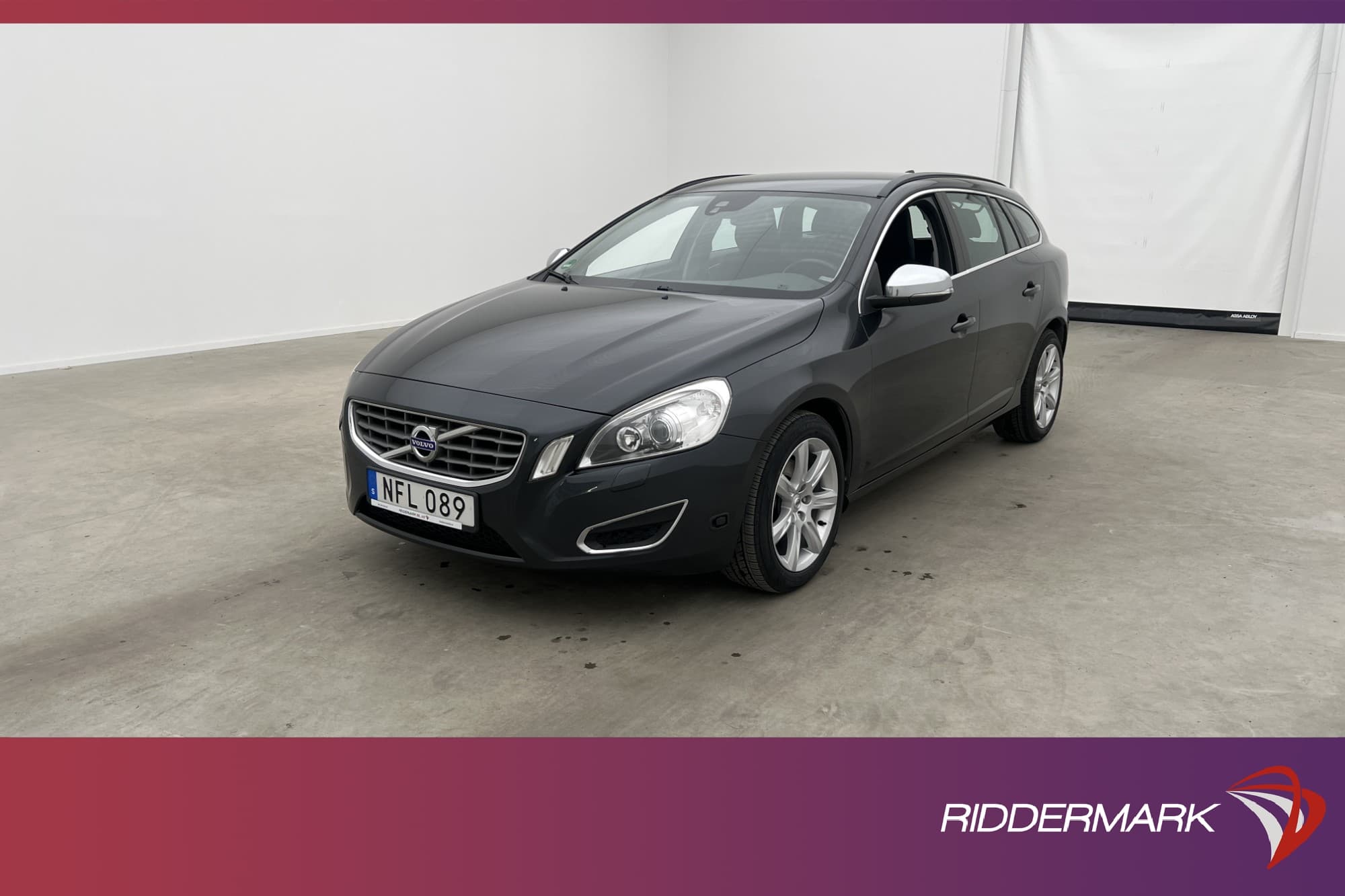 Volvo V60 T4F Powershift 180hk