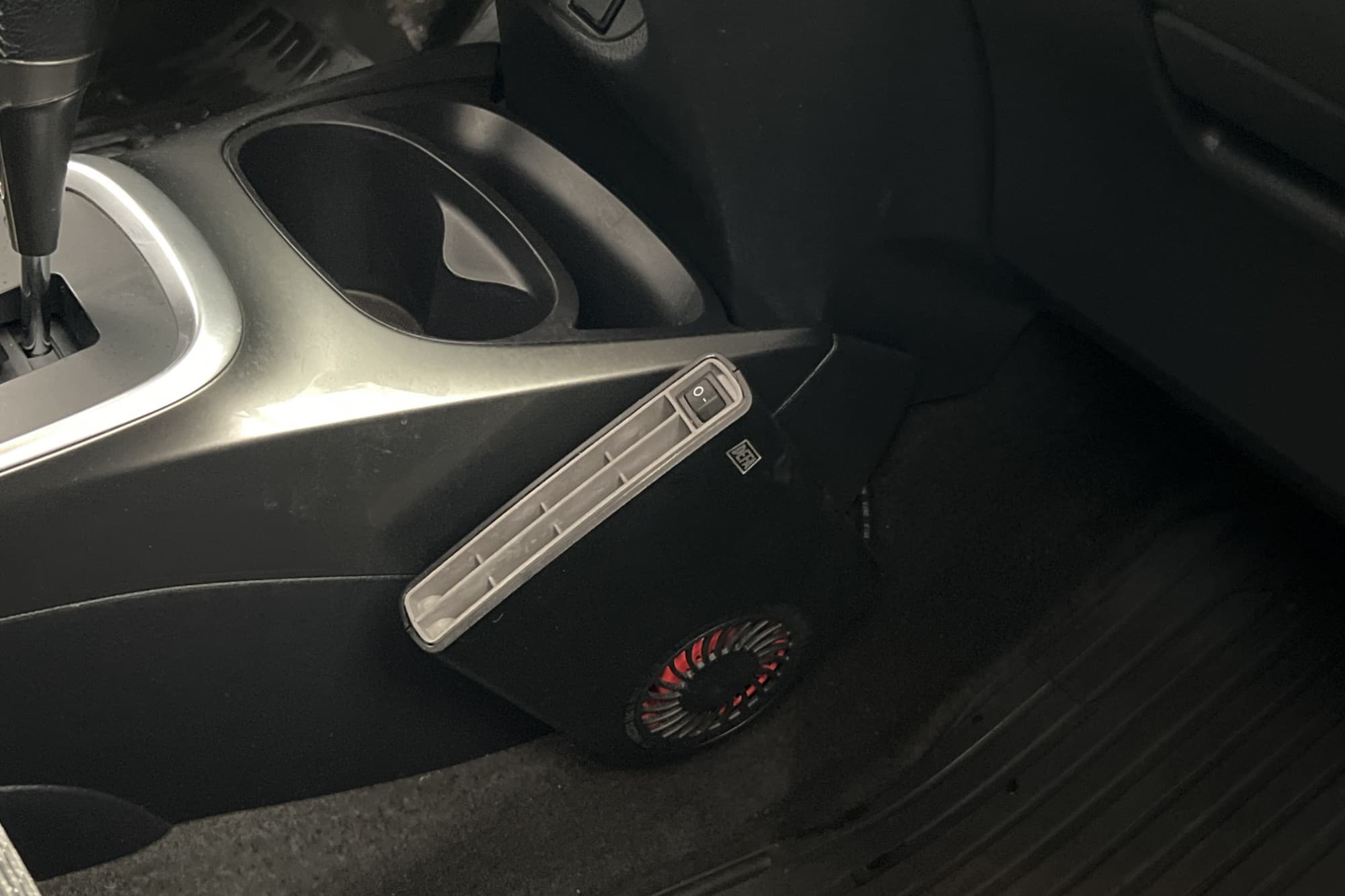 Toyota Yaris Hybrid e-CVT Active M&K-Värmare Backkamera Navi