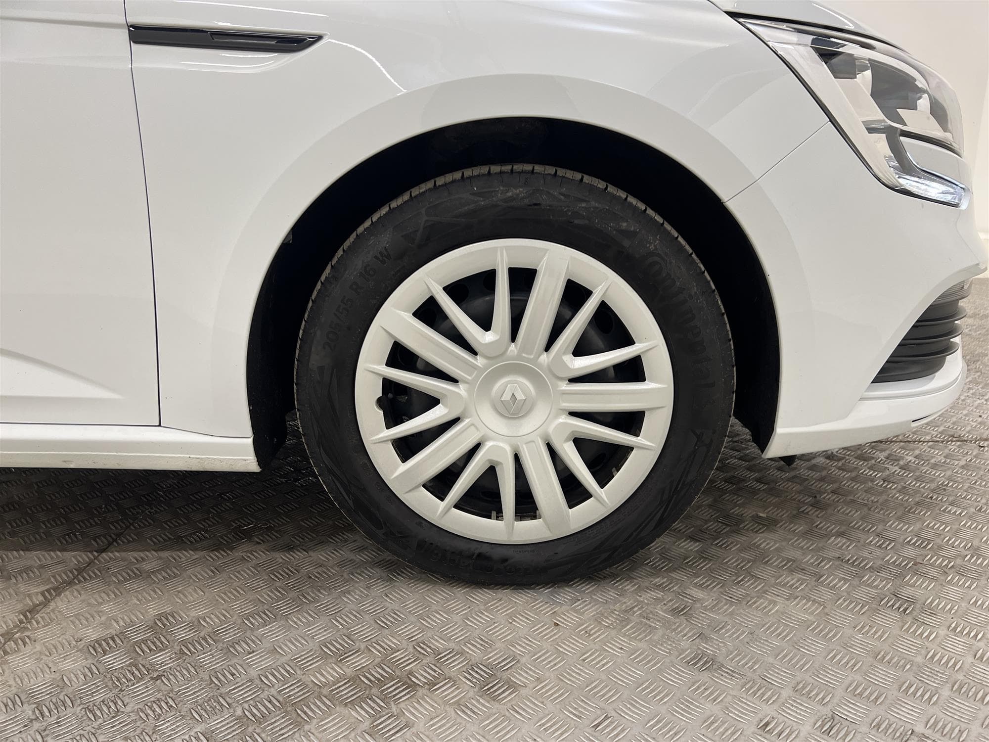 Renault Mégane Sport Tourer 1.2 TCe 101hk Nybes Nyservad