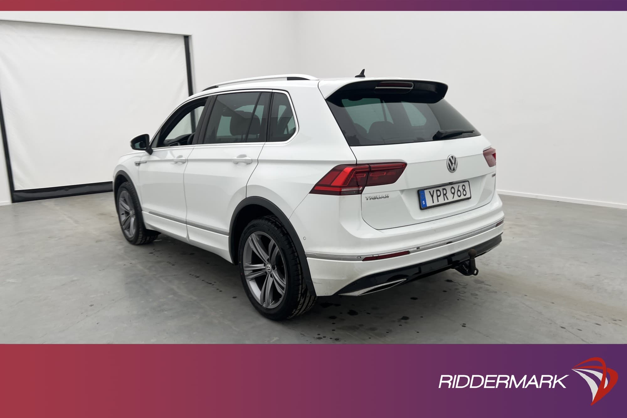 Volkswagen Tiguan 2.0 TSI 220hk 4M R-Line