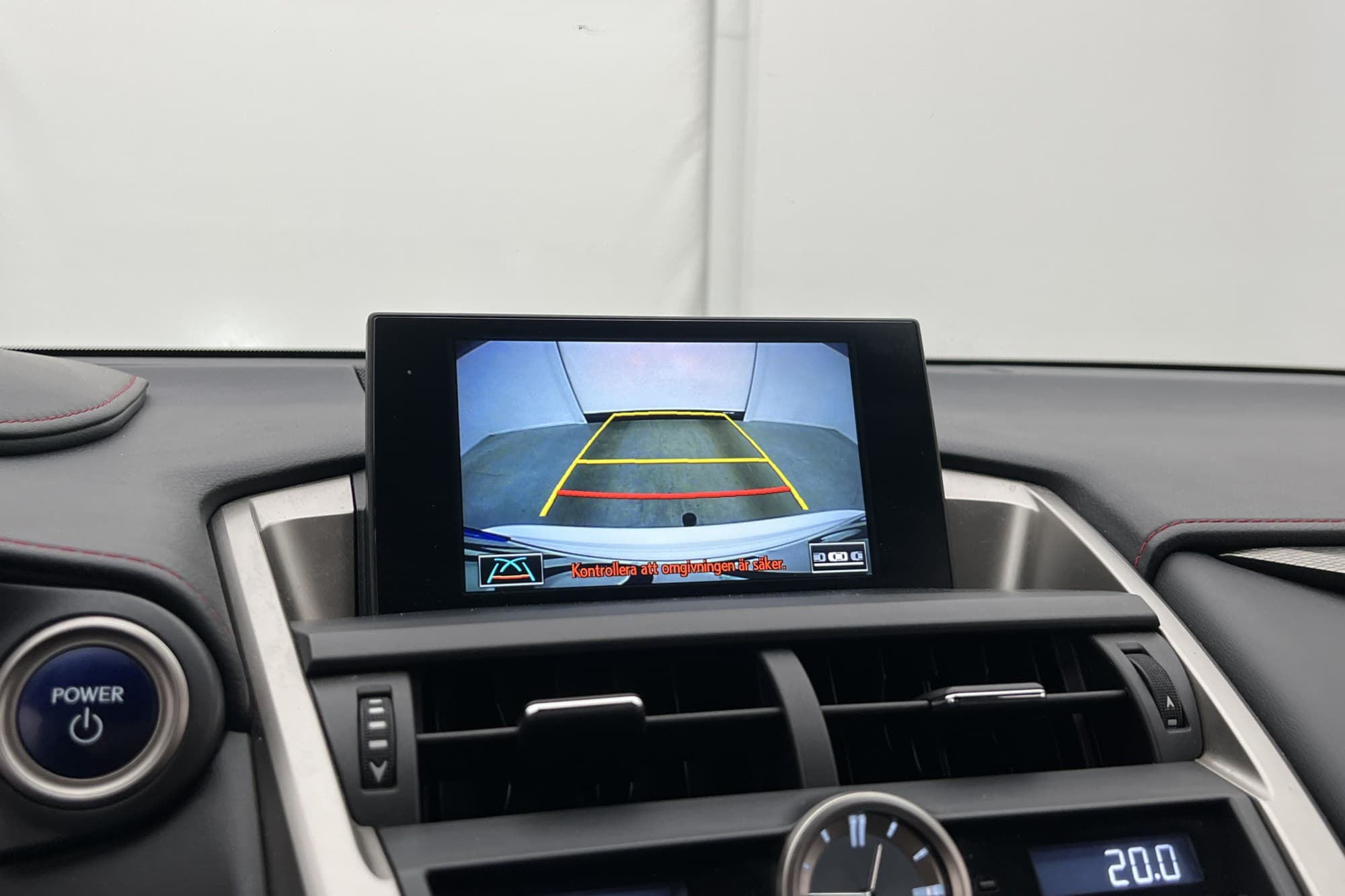 Lexus NX 300h 197hk AWD F Sport Skinn B-Kamera Navi Drag