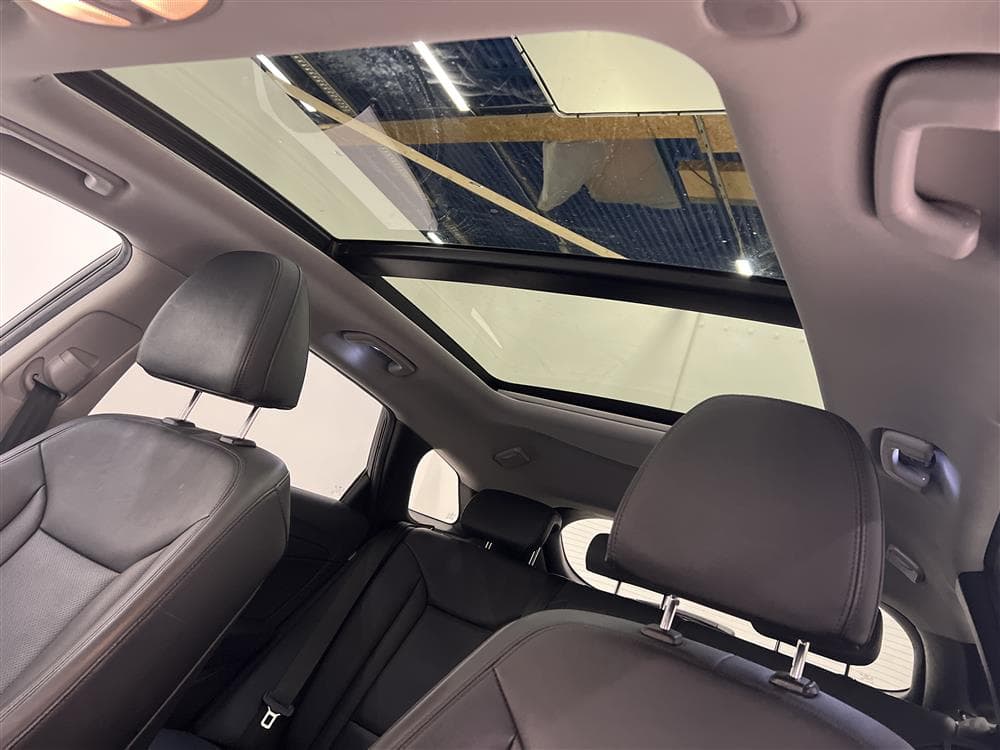 Hyundai i40 1.7 D Kombi 141hk D-värm Pano Skinn CarPlayinteriör