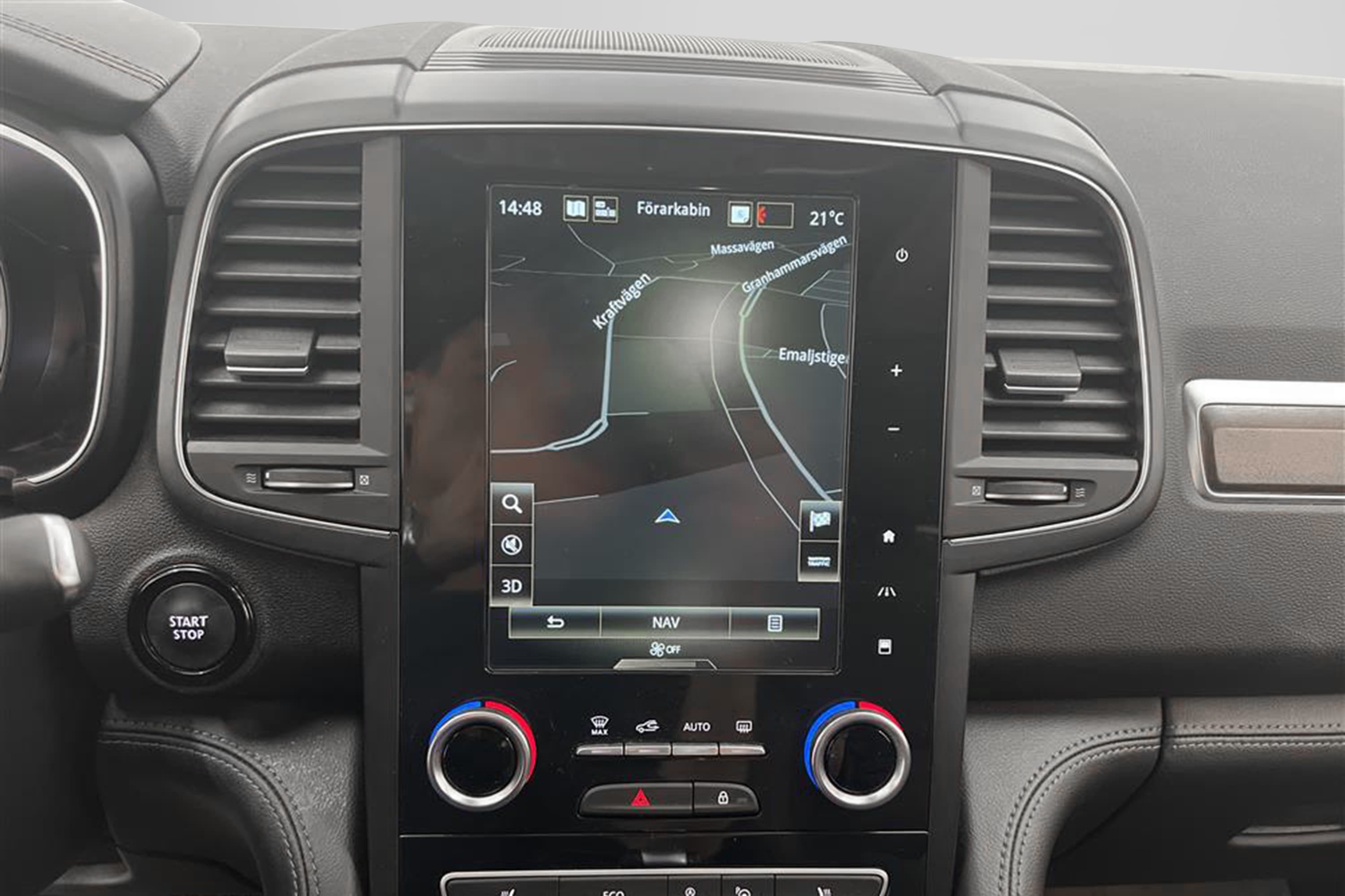 Renault Koleos 2.0 dCi 190hk 4x4 Pano Skinn B-Kamera Naviinteriör