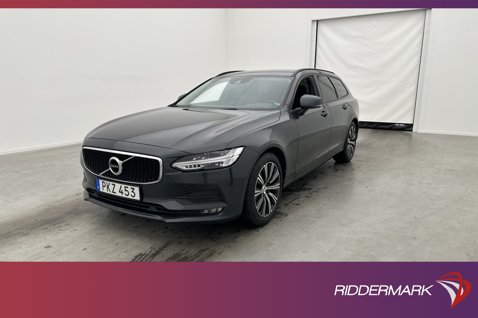 Volvo V90 D4
