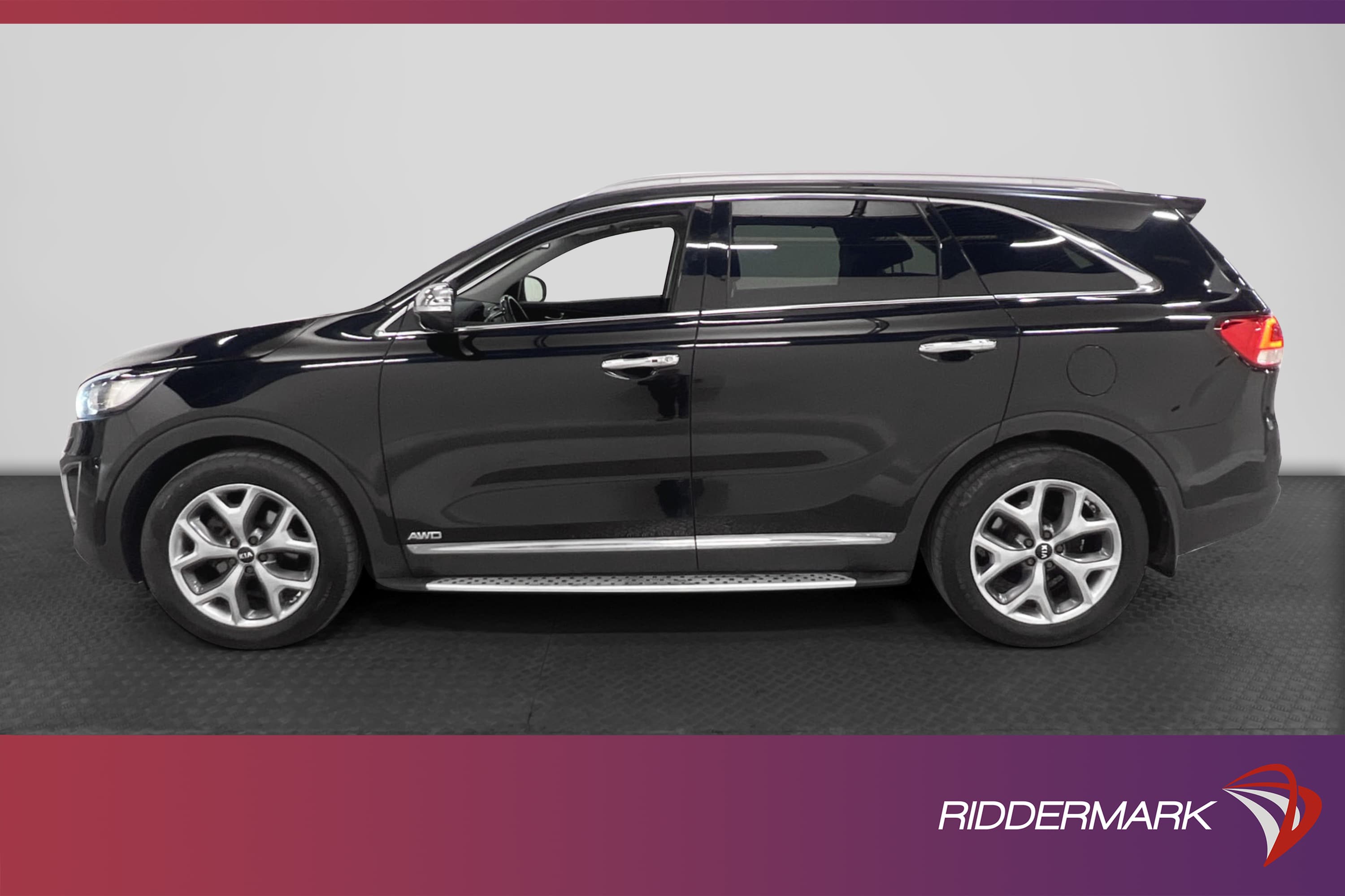 Kia Sorento 2.2 CRD AWD 7-Sits Pano B-kamera Skinn Drag Navi