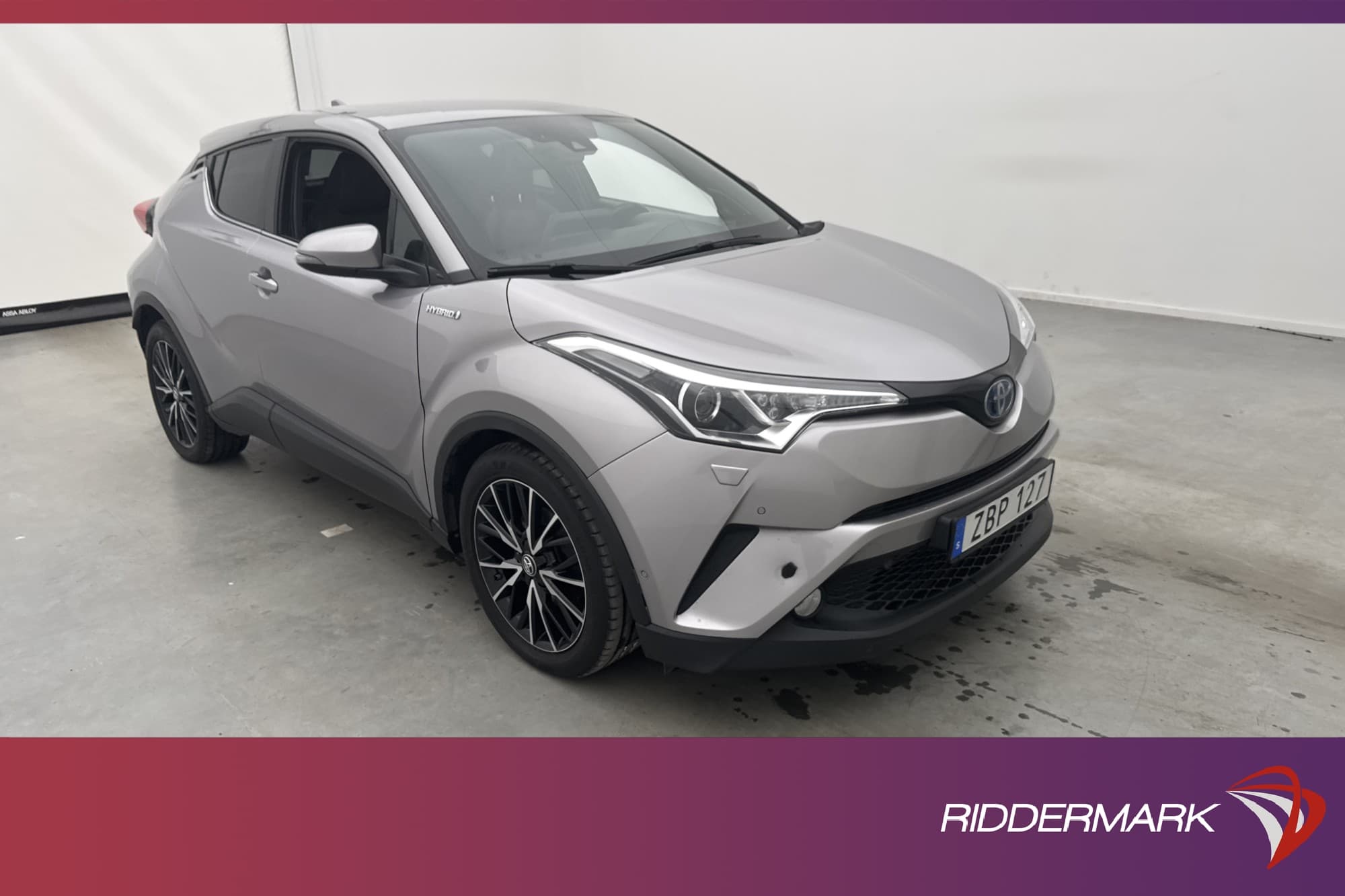 Toyota C-HR Hybrid 122hk Executive JBL Kamera Rattvärme Drag