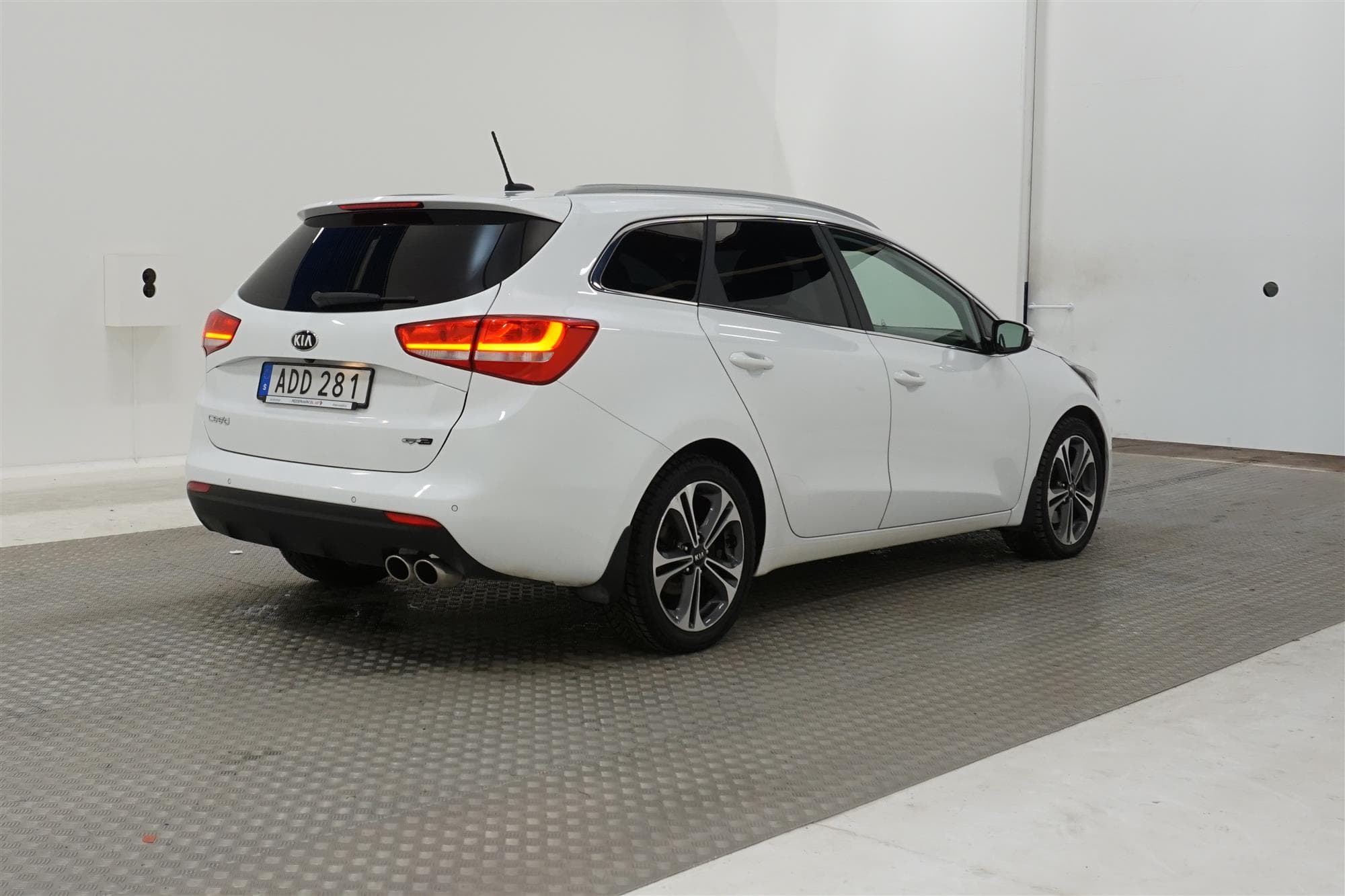 Kia Ceed SW 1.6 CRDi 136hk GT Line Backkamera 0,44L/mil
