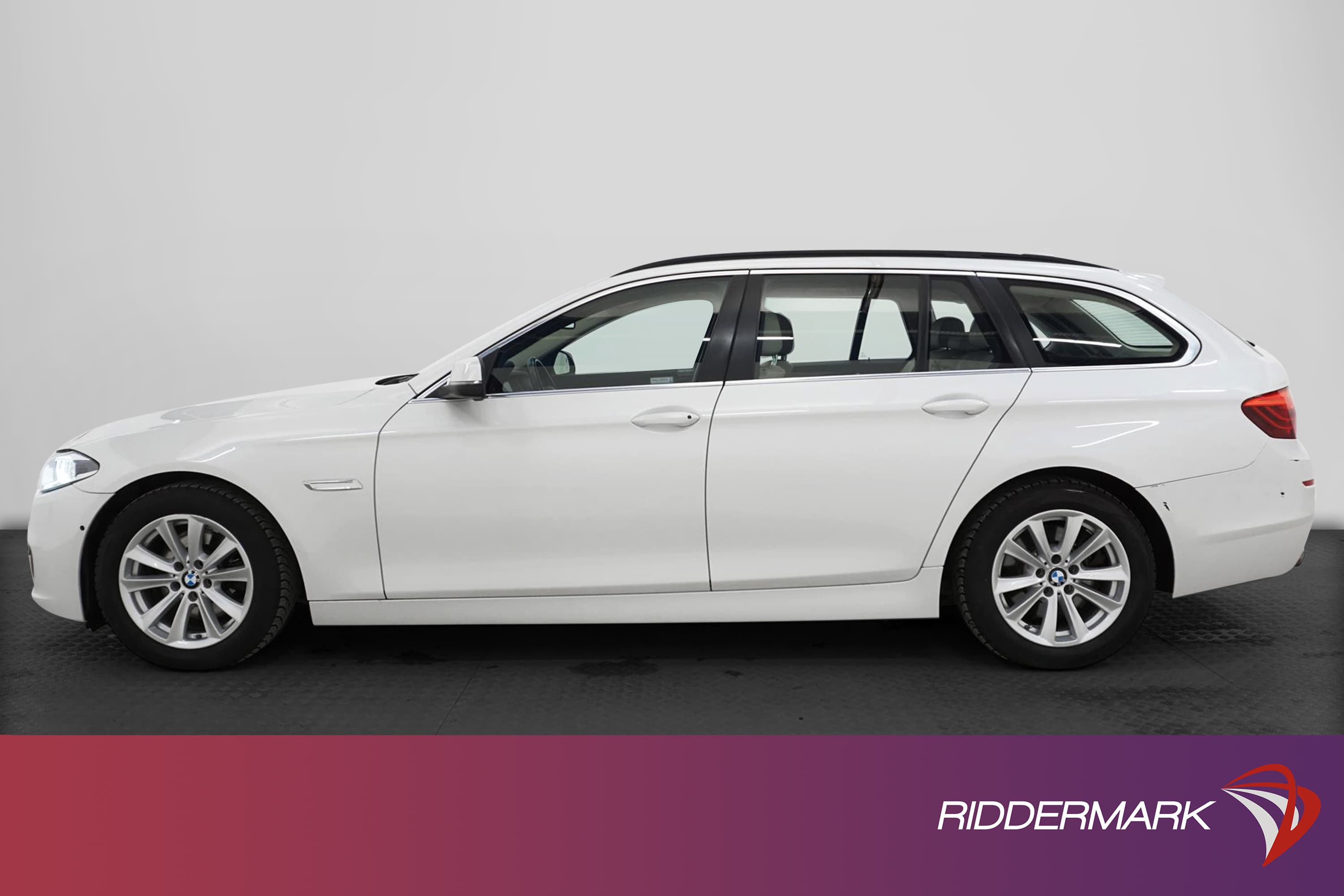 BMW 520 d 190hk xDrive M-Värmare Skinn Head Up B-Kamera Drag