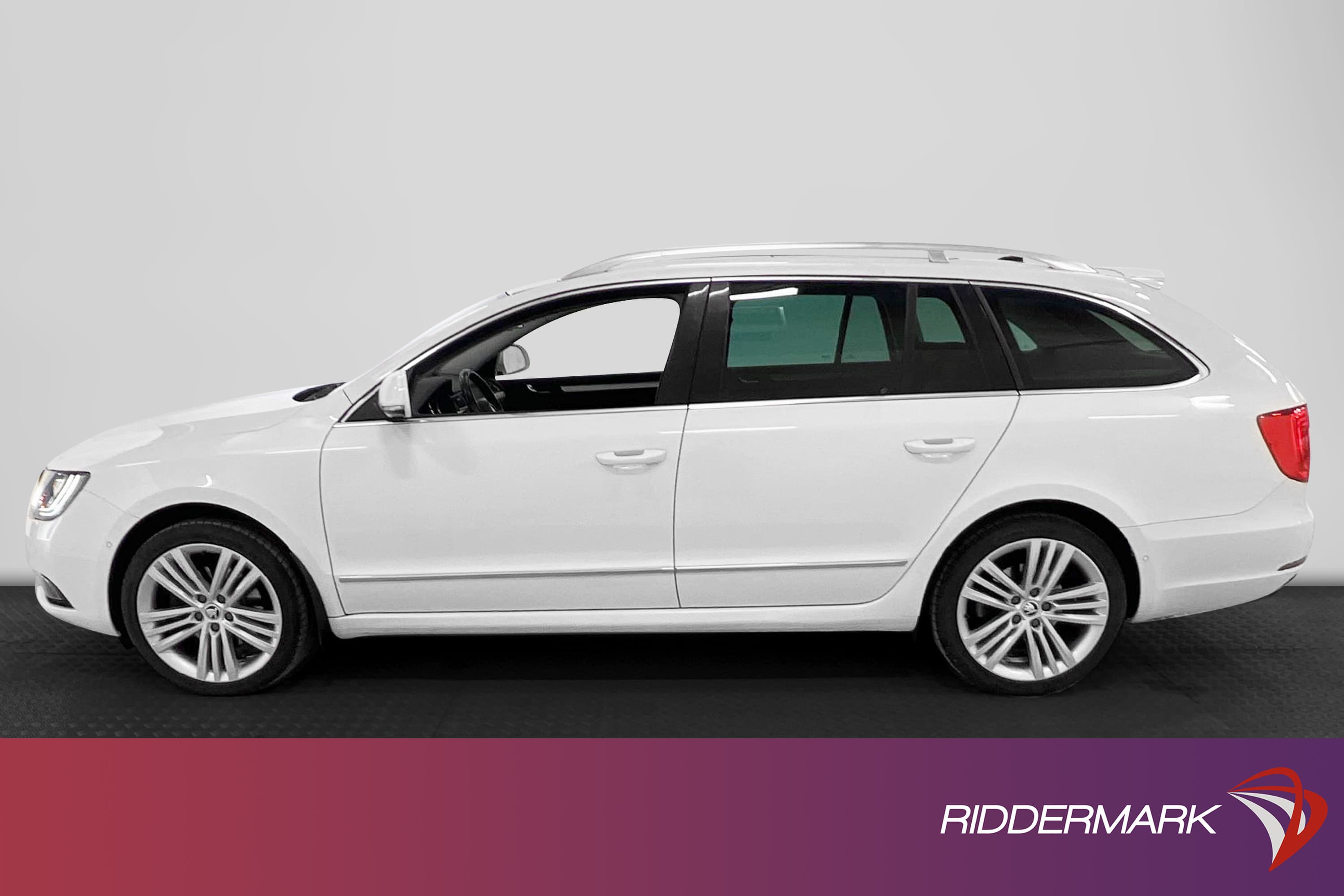 Skoda Superb 2.0 TDI 4x4 Kombi 170 hk
