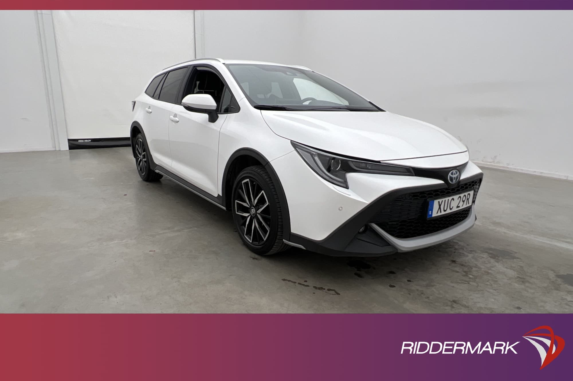 Toyota Corolla Hybrid 122hk TREK Kamera Navi Rattvärme MOMS