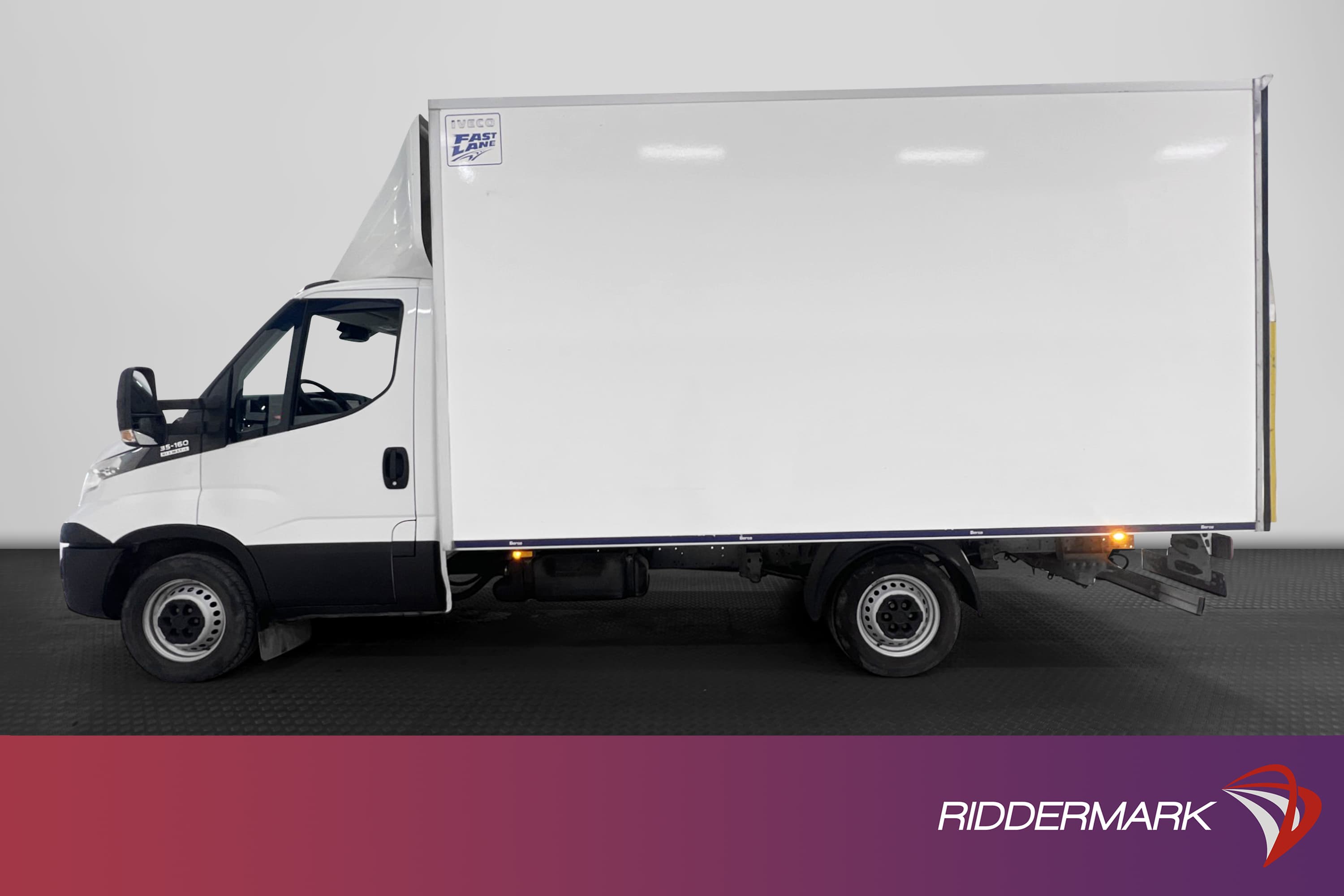Iveco Daily 35 2.3JTD Automat Bakgavel Värmare Moms