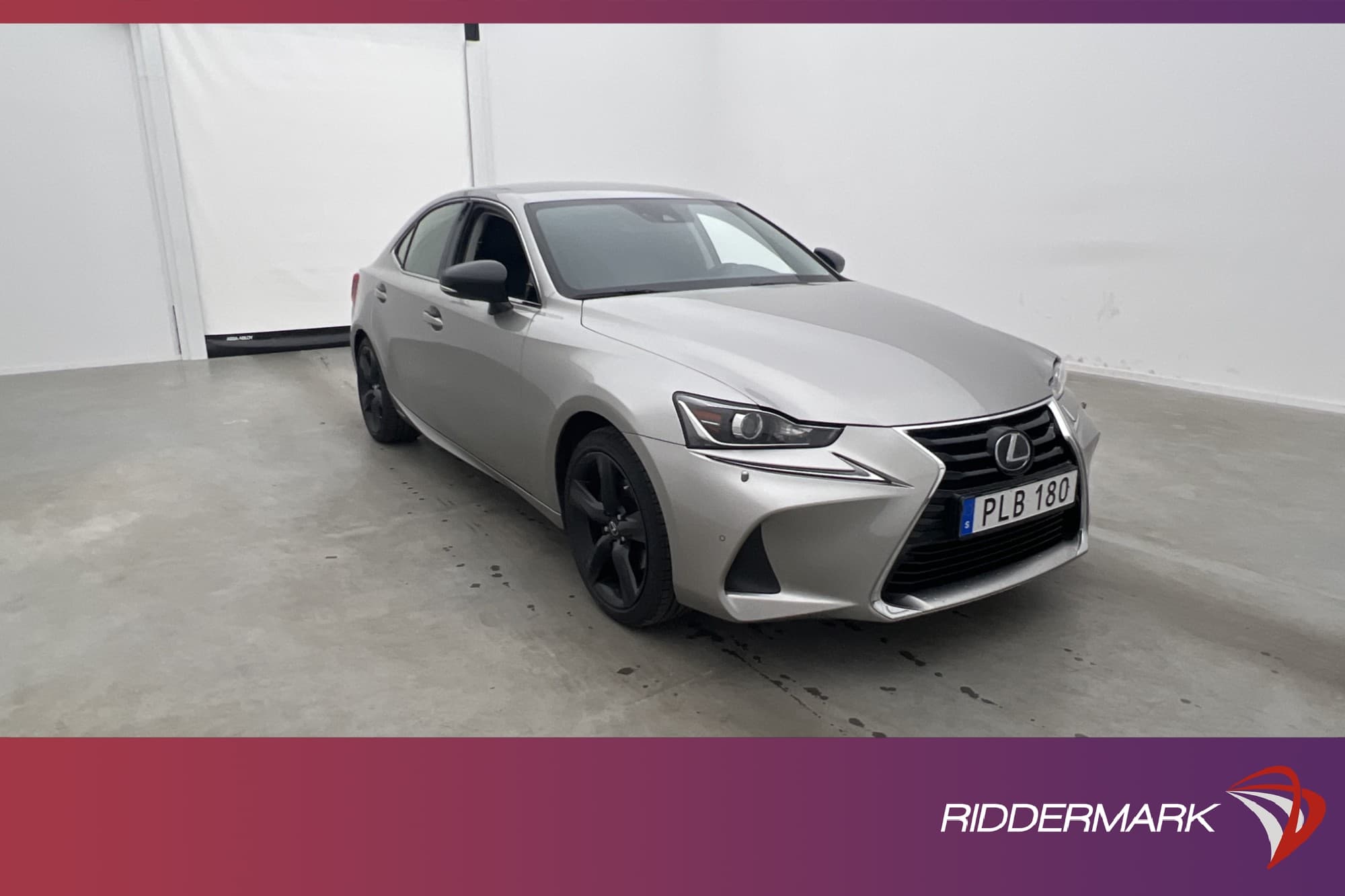 Lexus IS 300h CVT 223hk