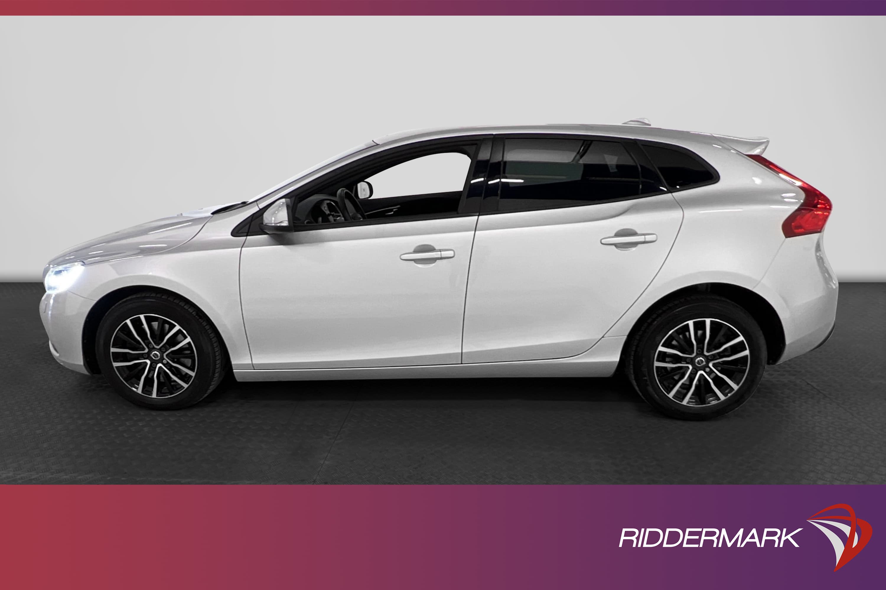 Volvo V40 T3 152hk