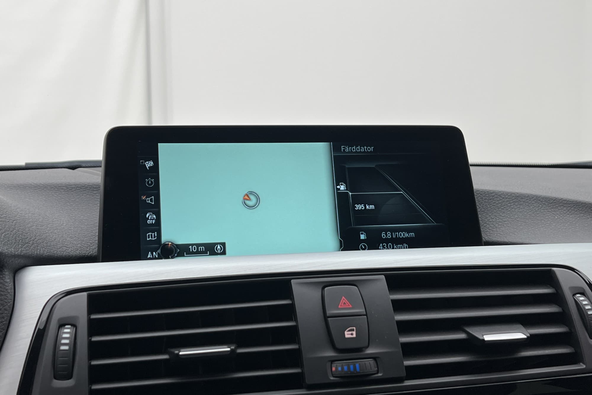 BMW 320d xDrive 190hk M Sport Navigation Dragkrok Sensorer