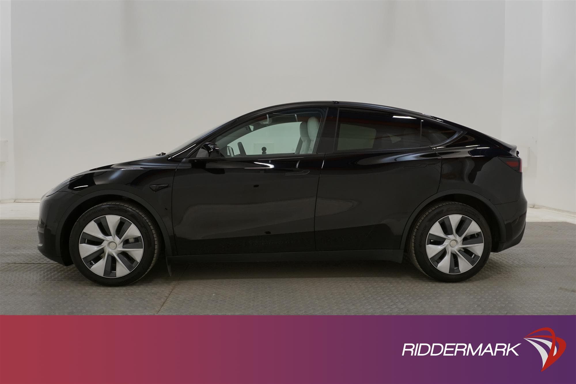 Tesla Model Y Long Range 345hk