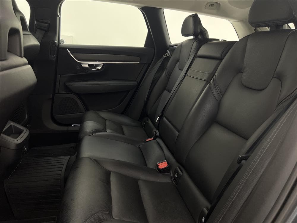 Volvo V90 Cross Country D4 AWD Inscription Pro Värmare Draginteriör