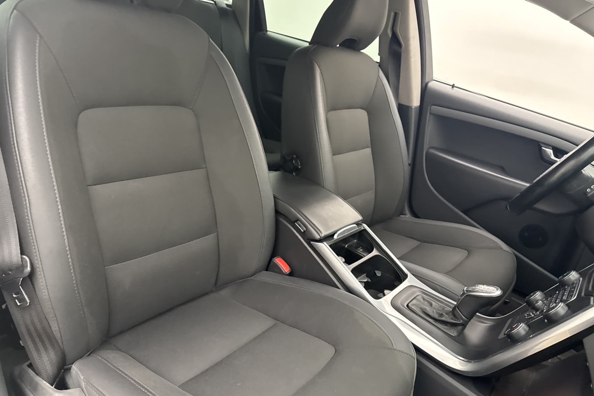 Volvo V70 T4F 180hk Navigation Sensorer Dragkrok