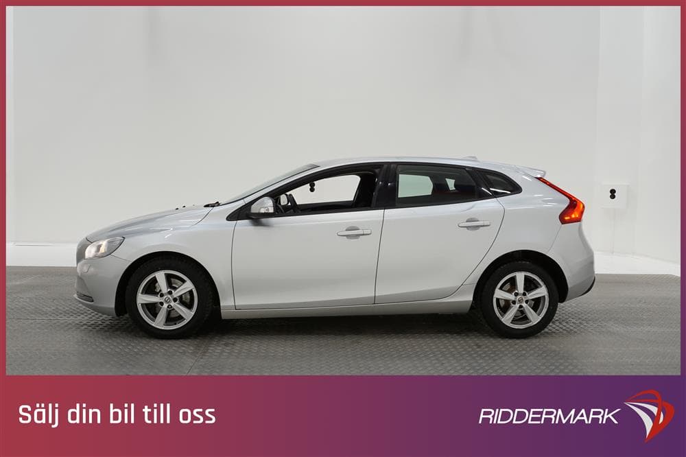 Volvo V40 T2 122hk