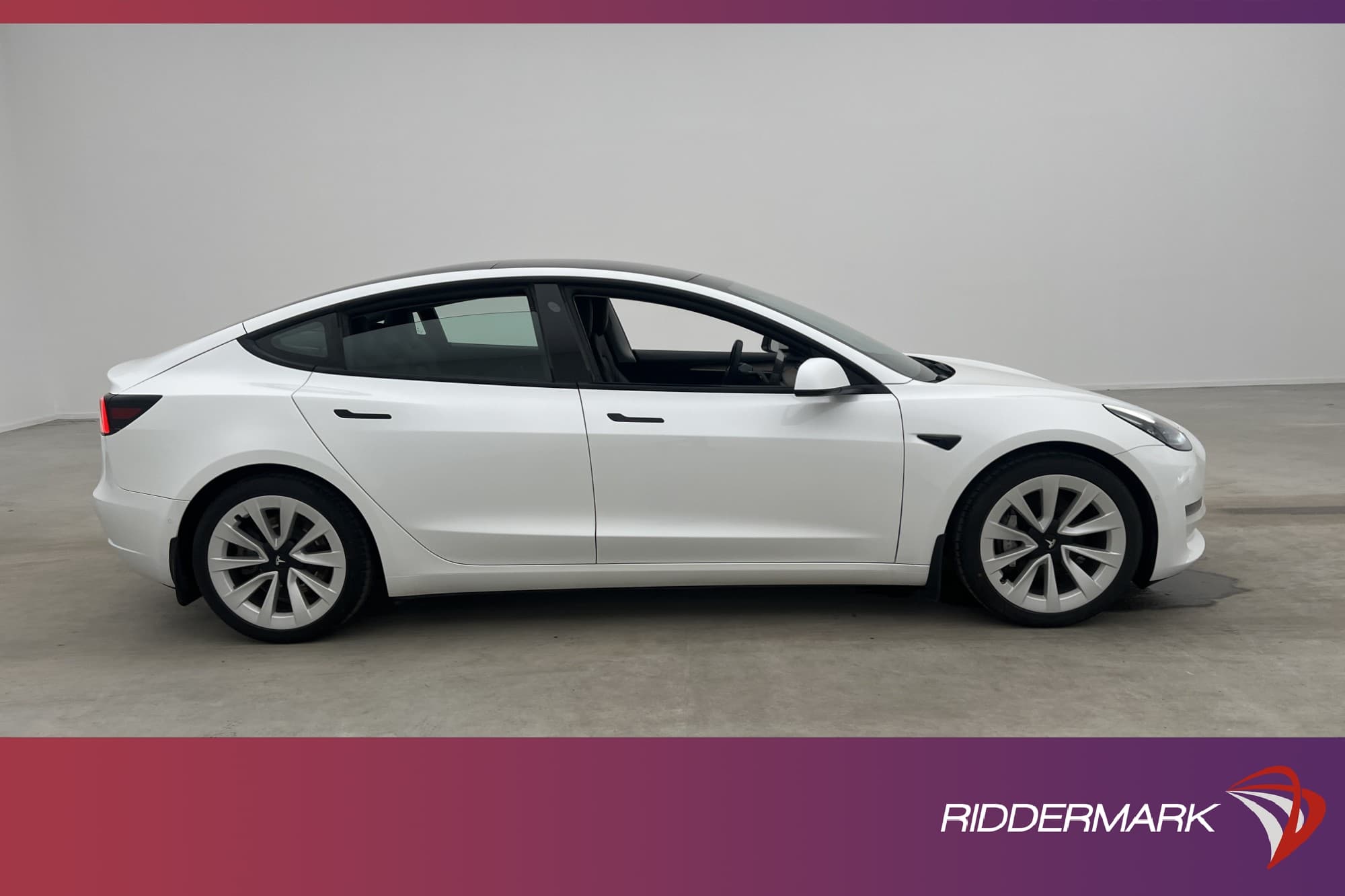 Tesla Model 3 Long Range AWD 440hk