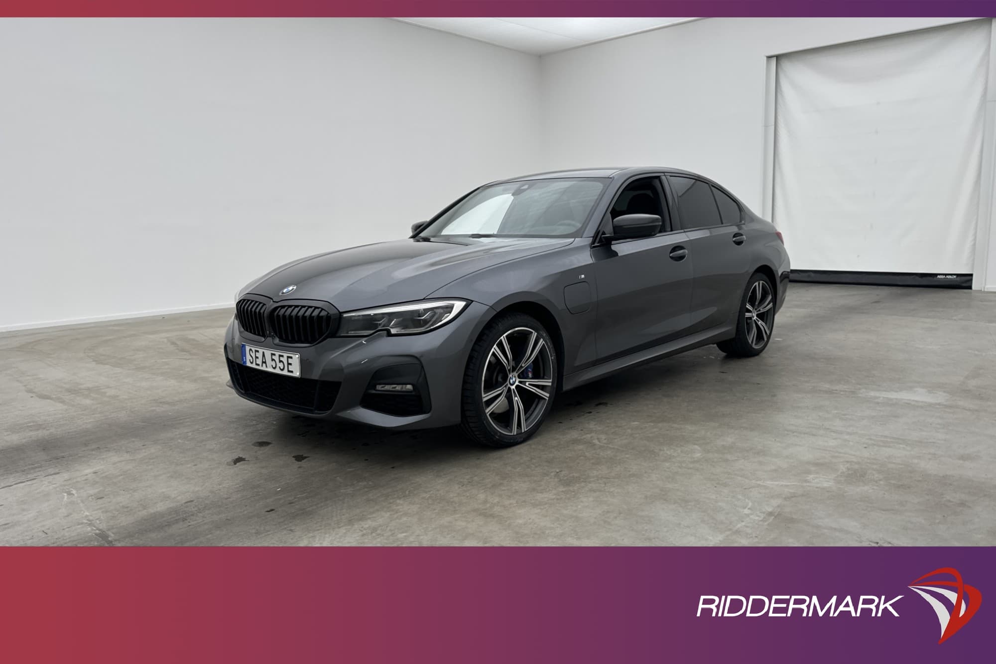 BMW 330 e 292hk