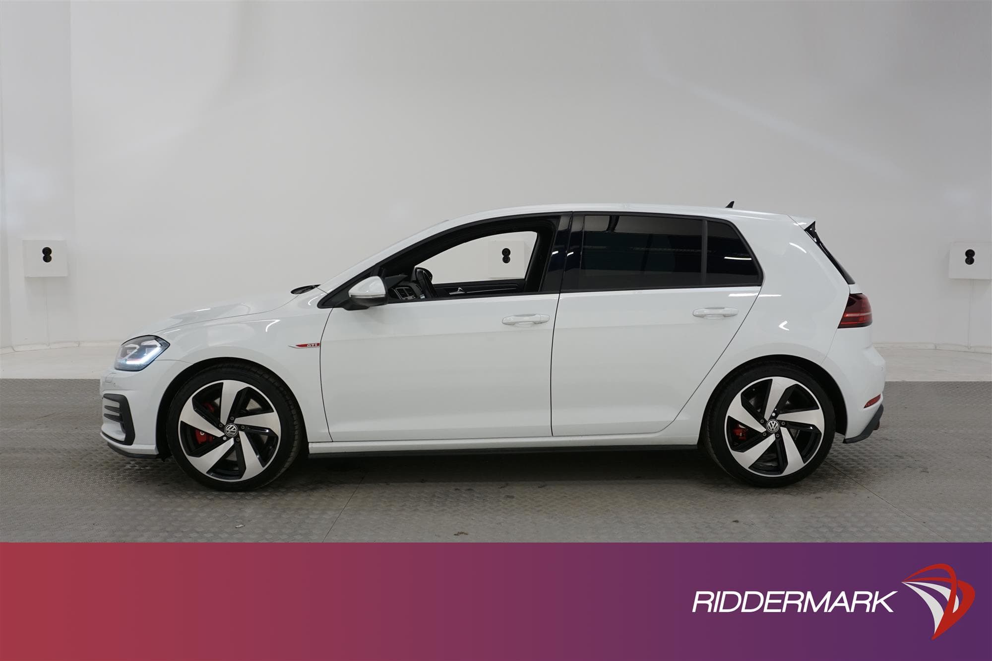 Volkswagen Golf GTI Performance 245hk